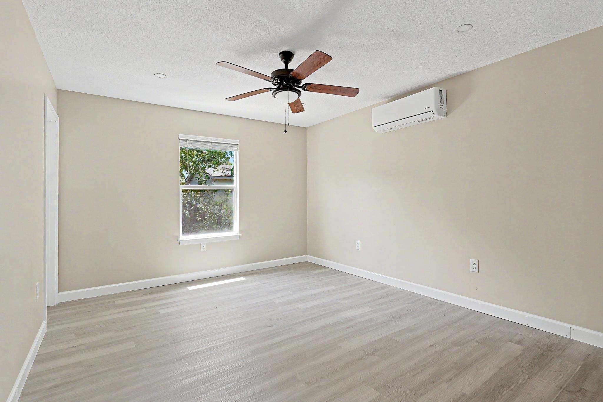 505 S Mccomas St Property Photo 20