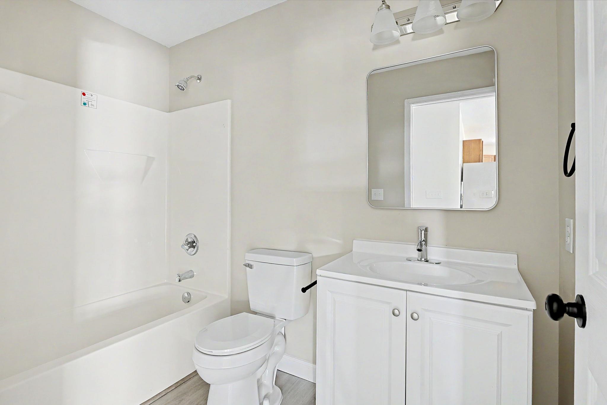 505 S Mccomas St Property Photo 28