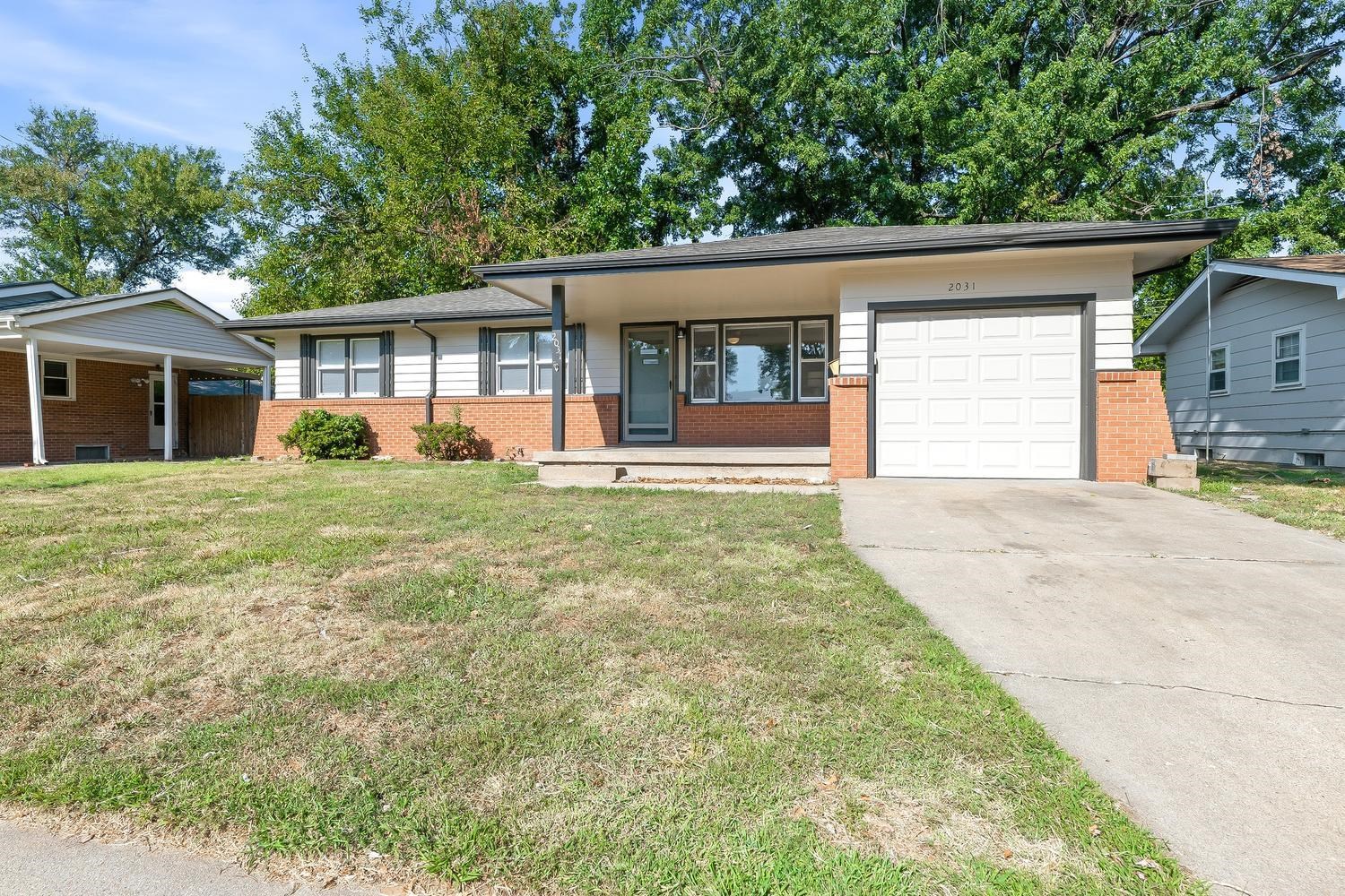 2031 N Kessler Property Photo 1