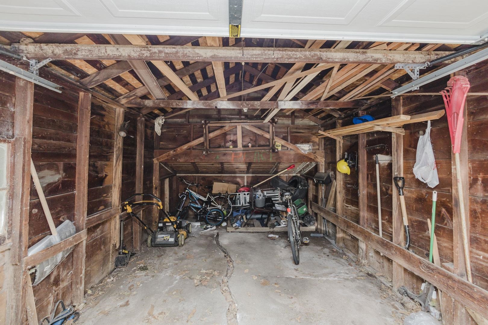 609 N Belmont Property Photo 25