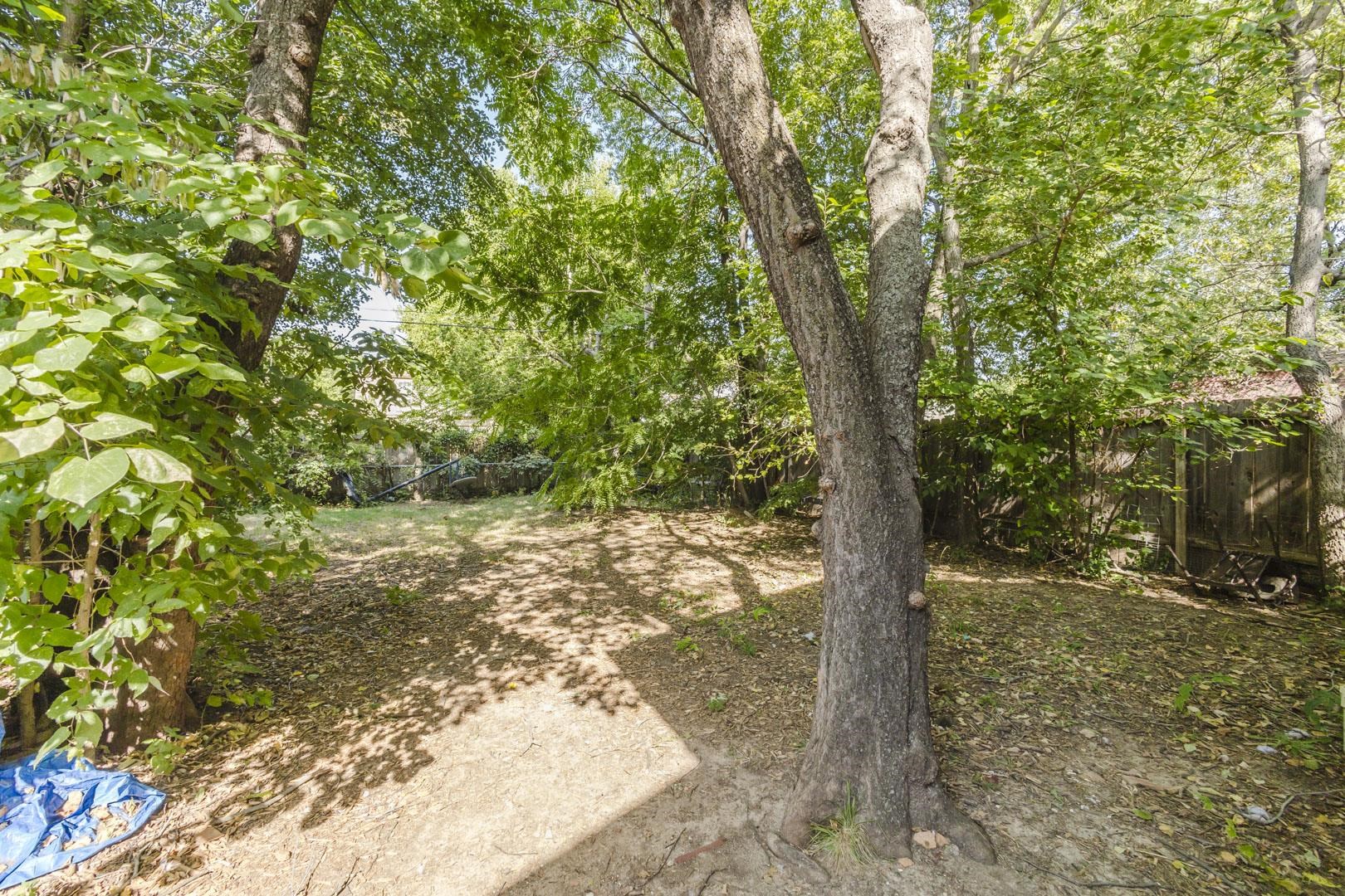 609 N Belmont Property Photo 26