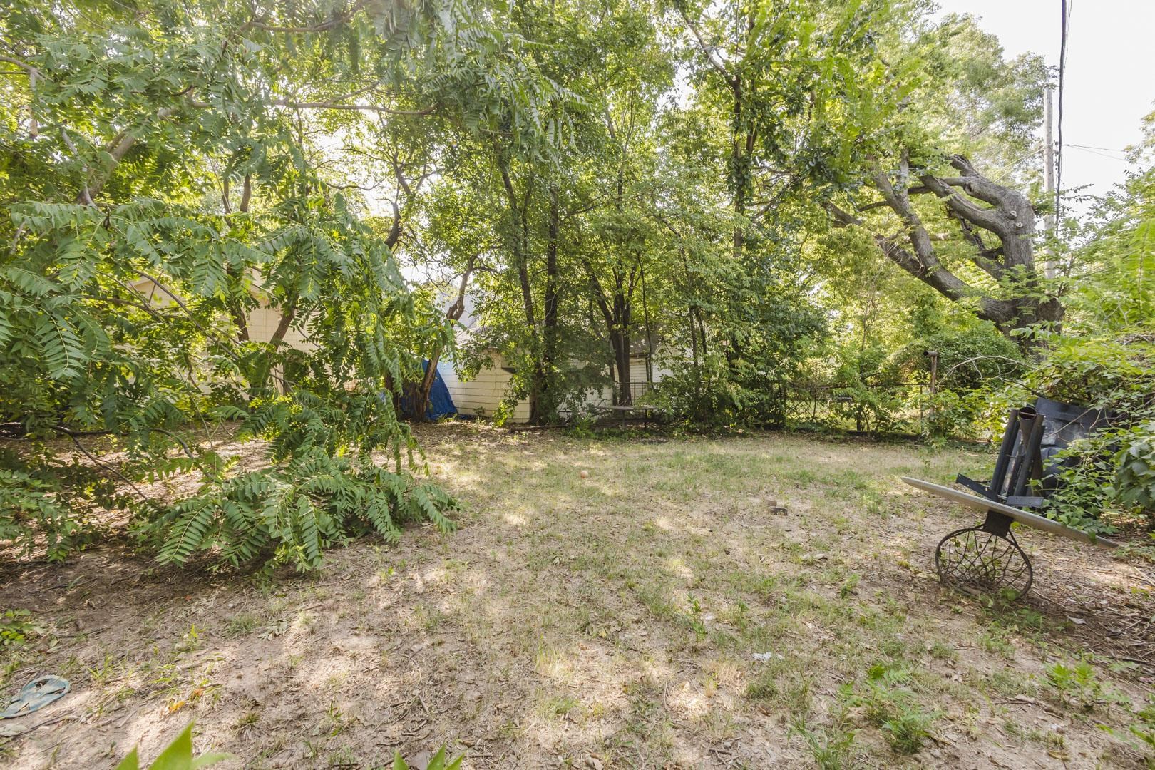 609 N Belmont Property Photo 29