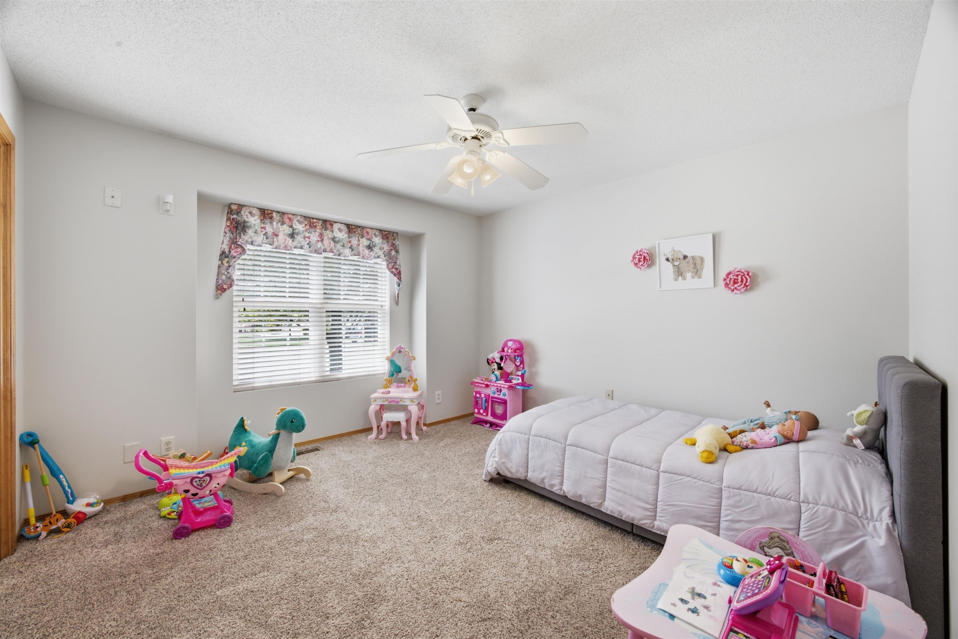 2315 N Lakeway Ct Property Photo 16