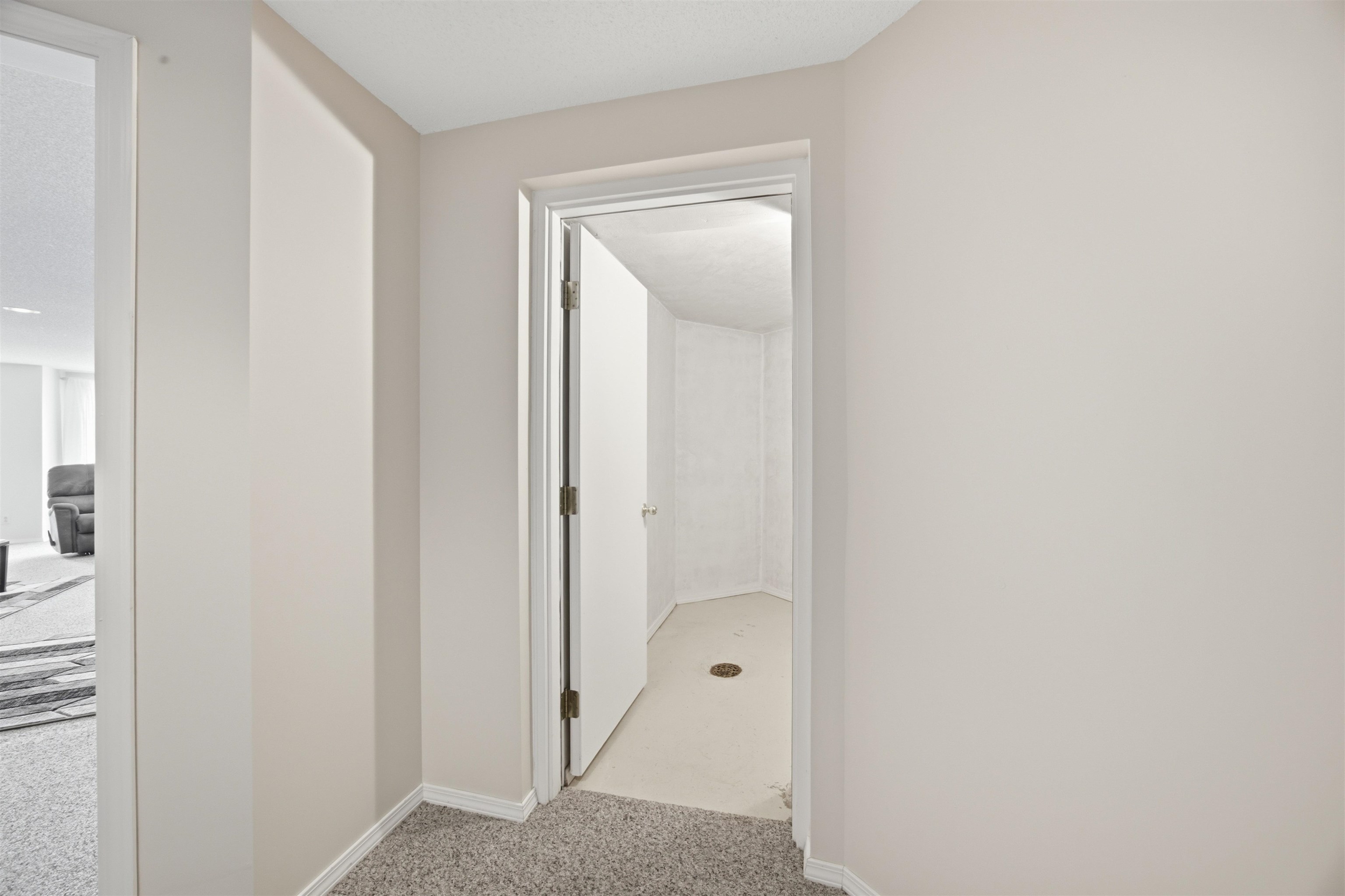 2315 N Lakeway Ct Property Photo 24