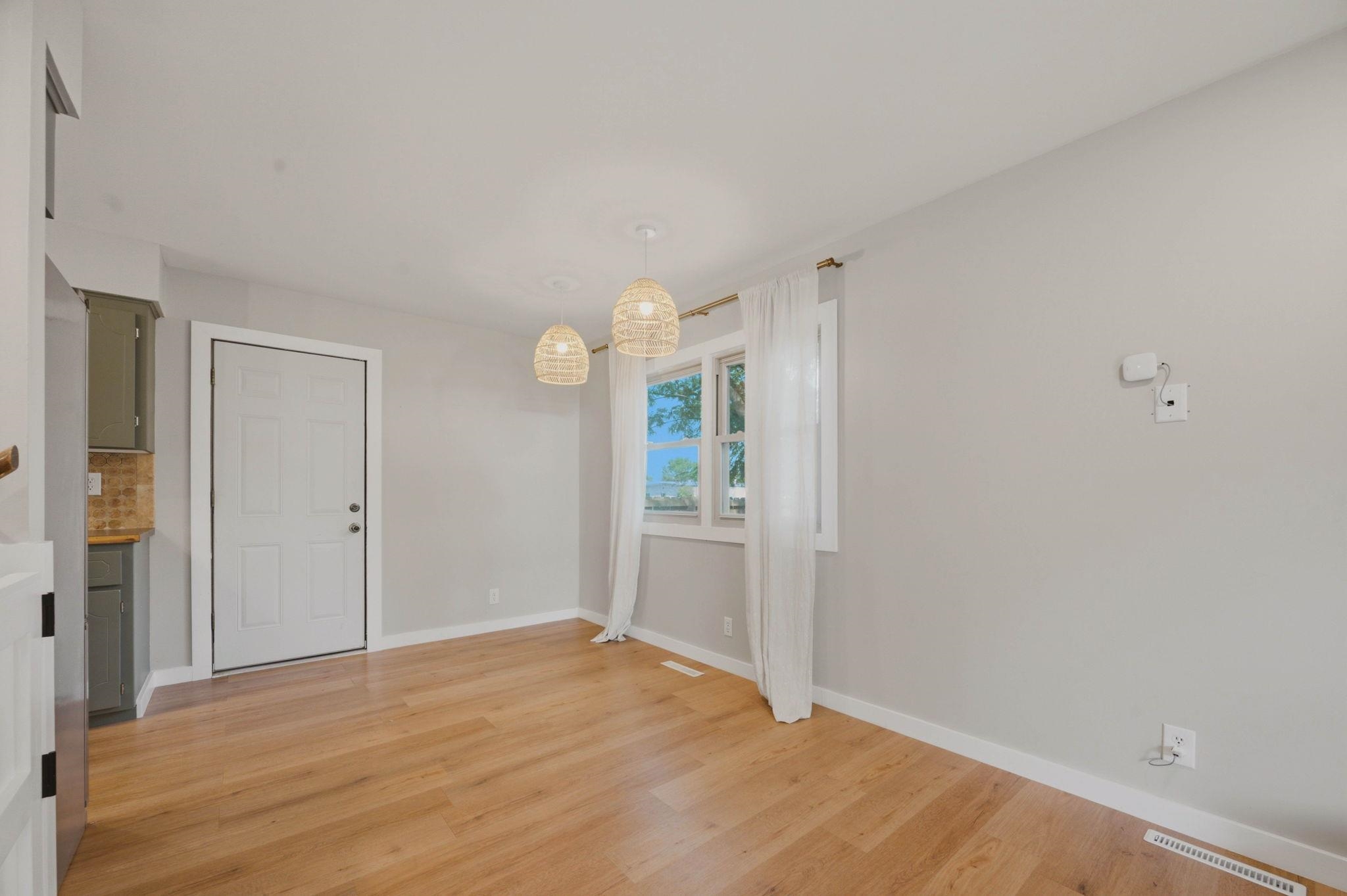 1210 N Morris Property Photo 16