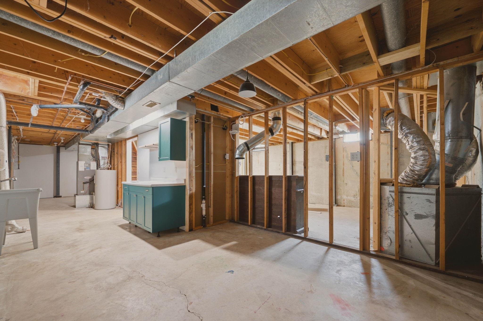 1210 N Morris Property Photo 34