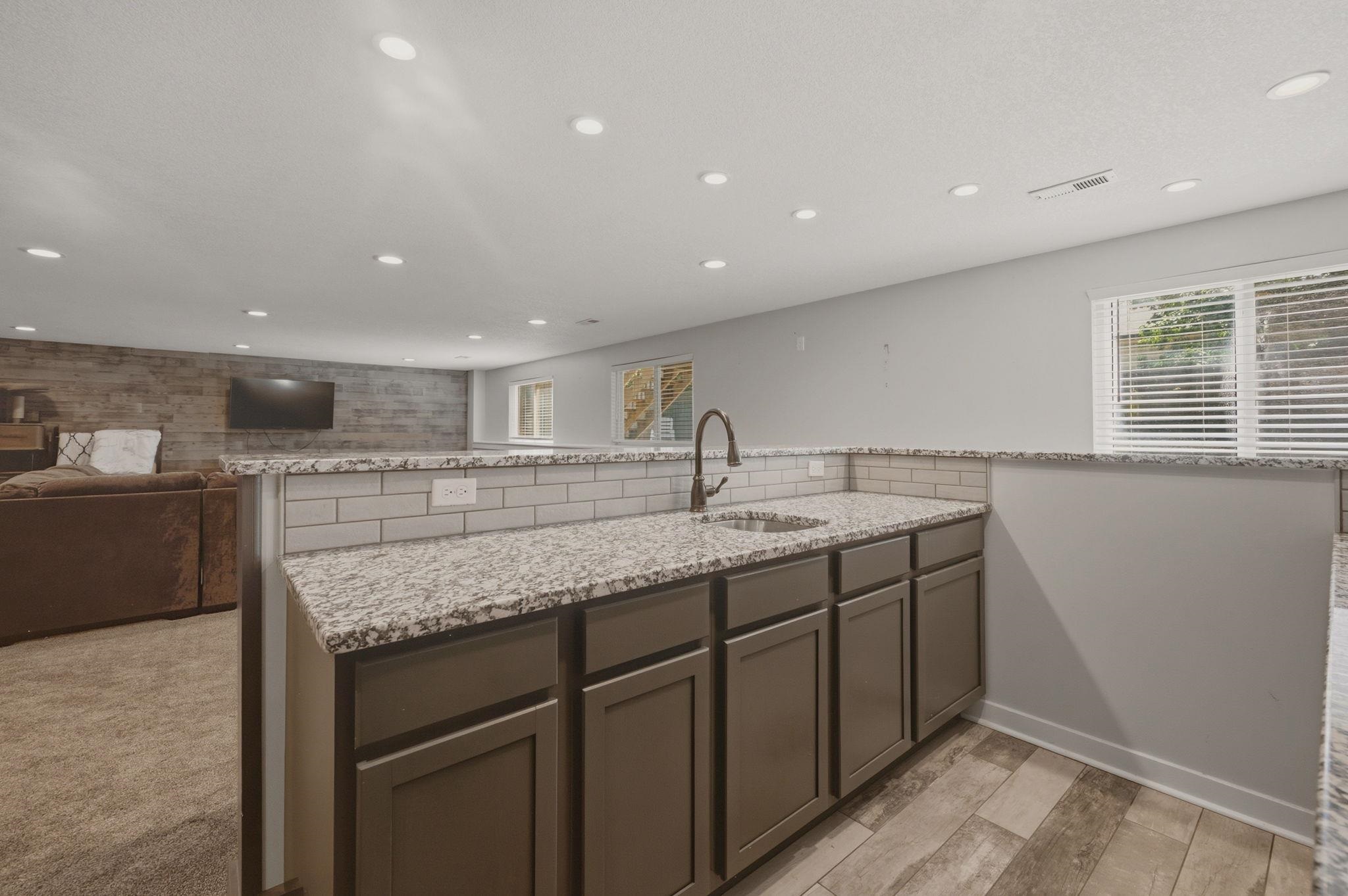 10701 W Westport Property Photo 27