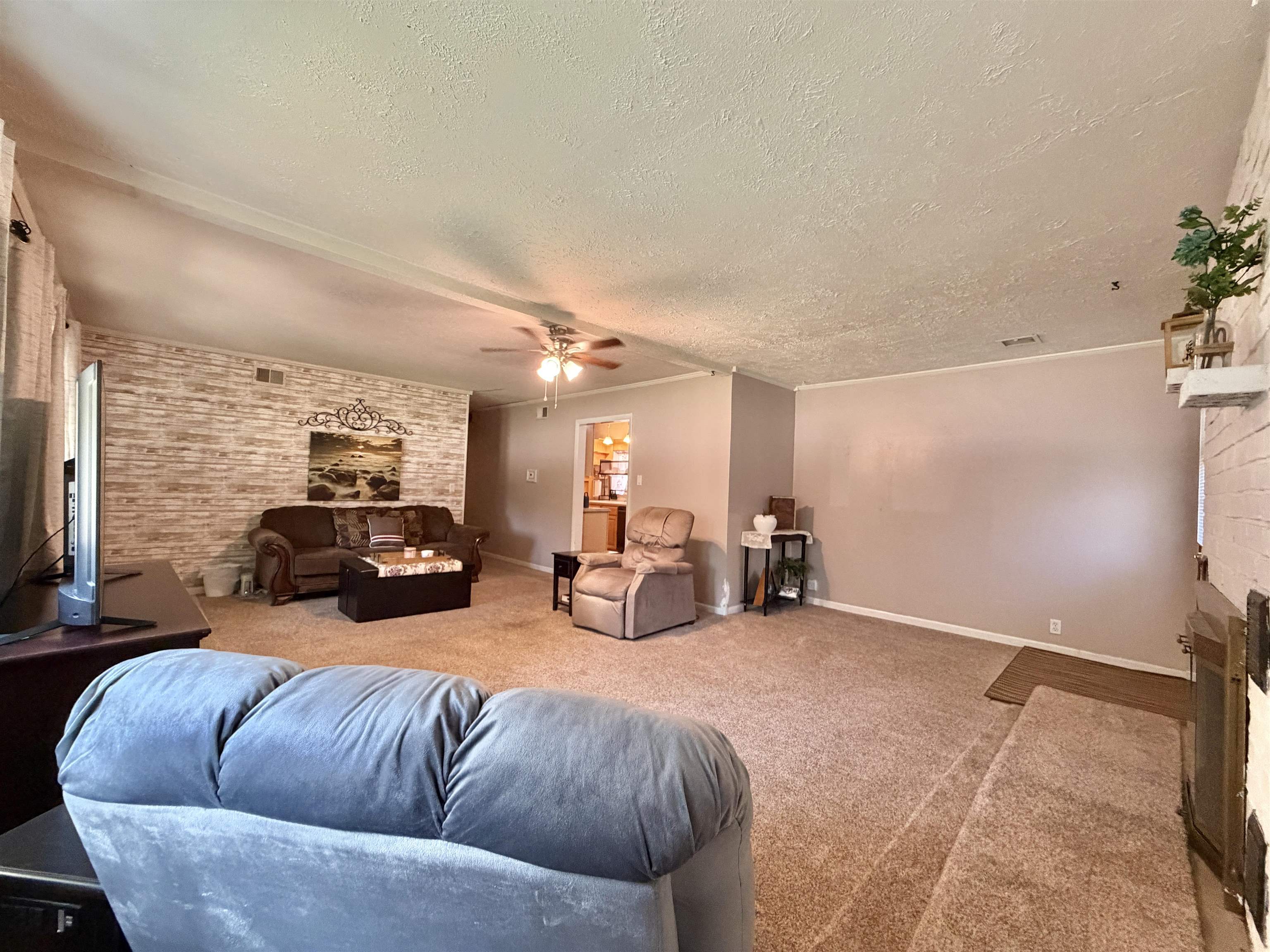 301 Van Arsdale Ave Property Photo 8