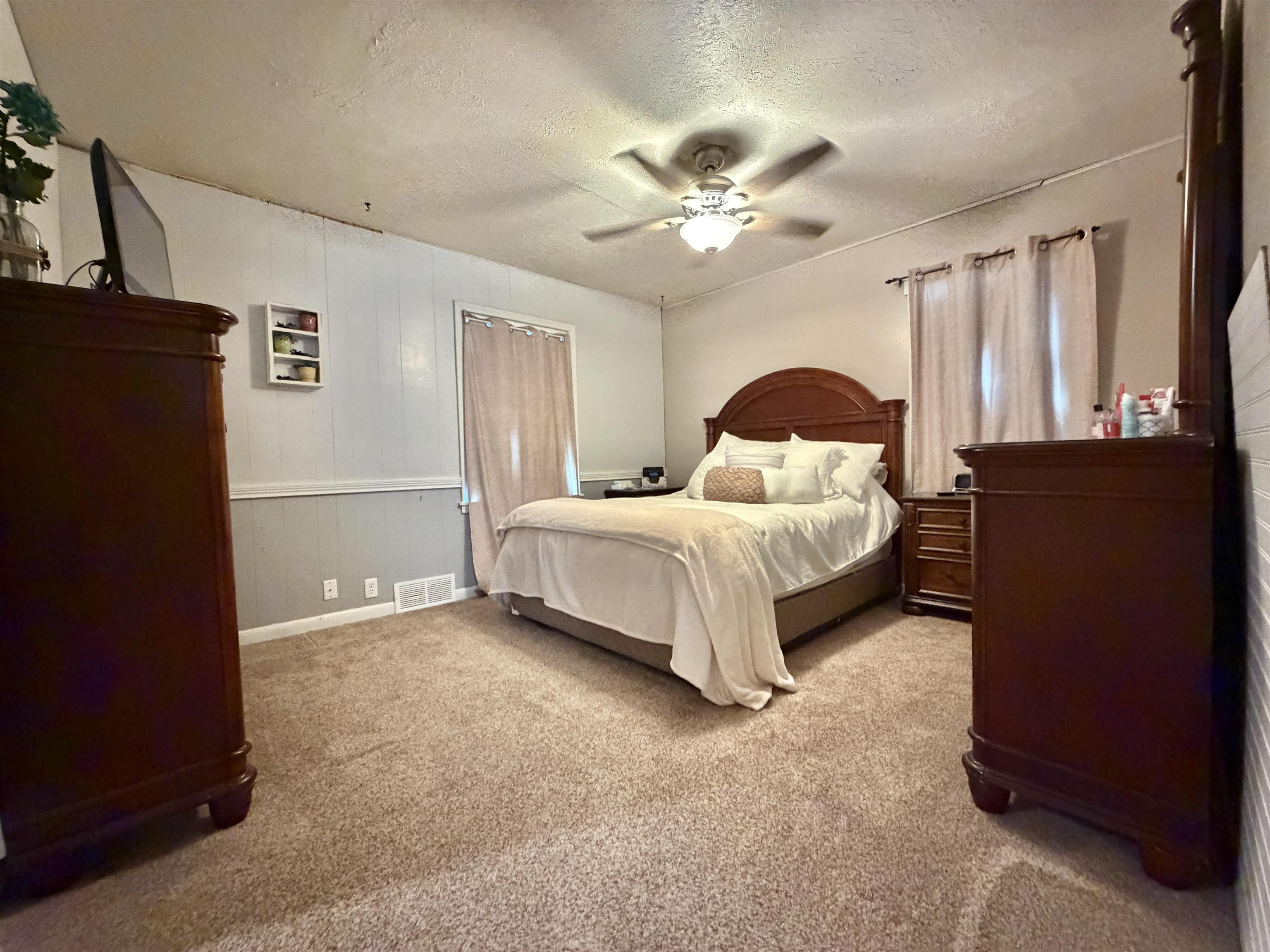 301 Van Arsdale Ave Property Photo 16