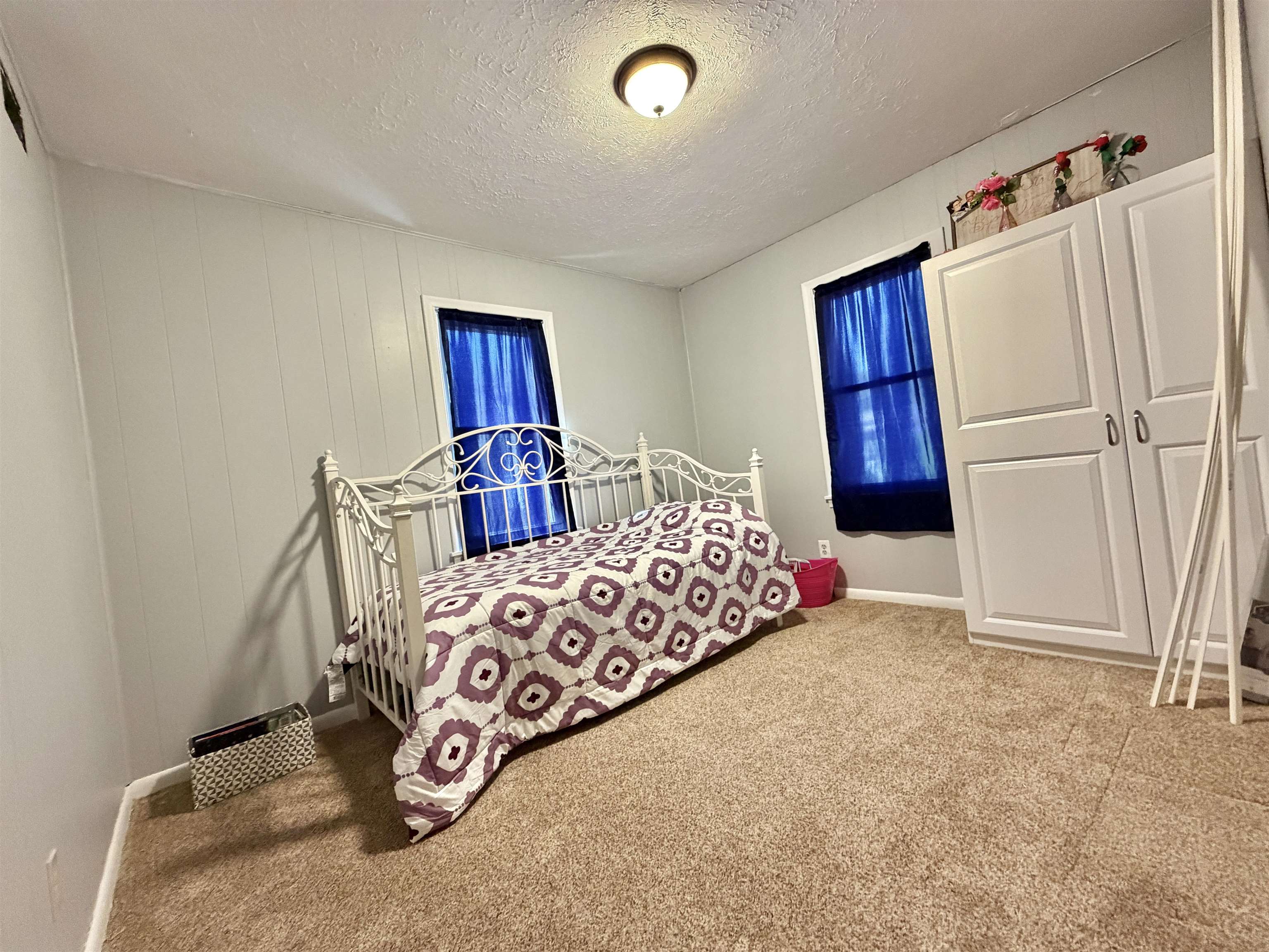 301 Van Arsdale Ave Property Photo 18