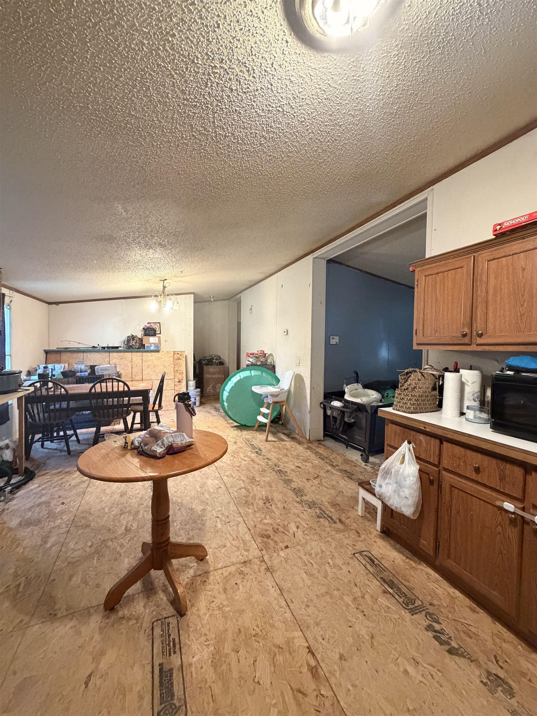 131 W Daniel Property Photo 6