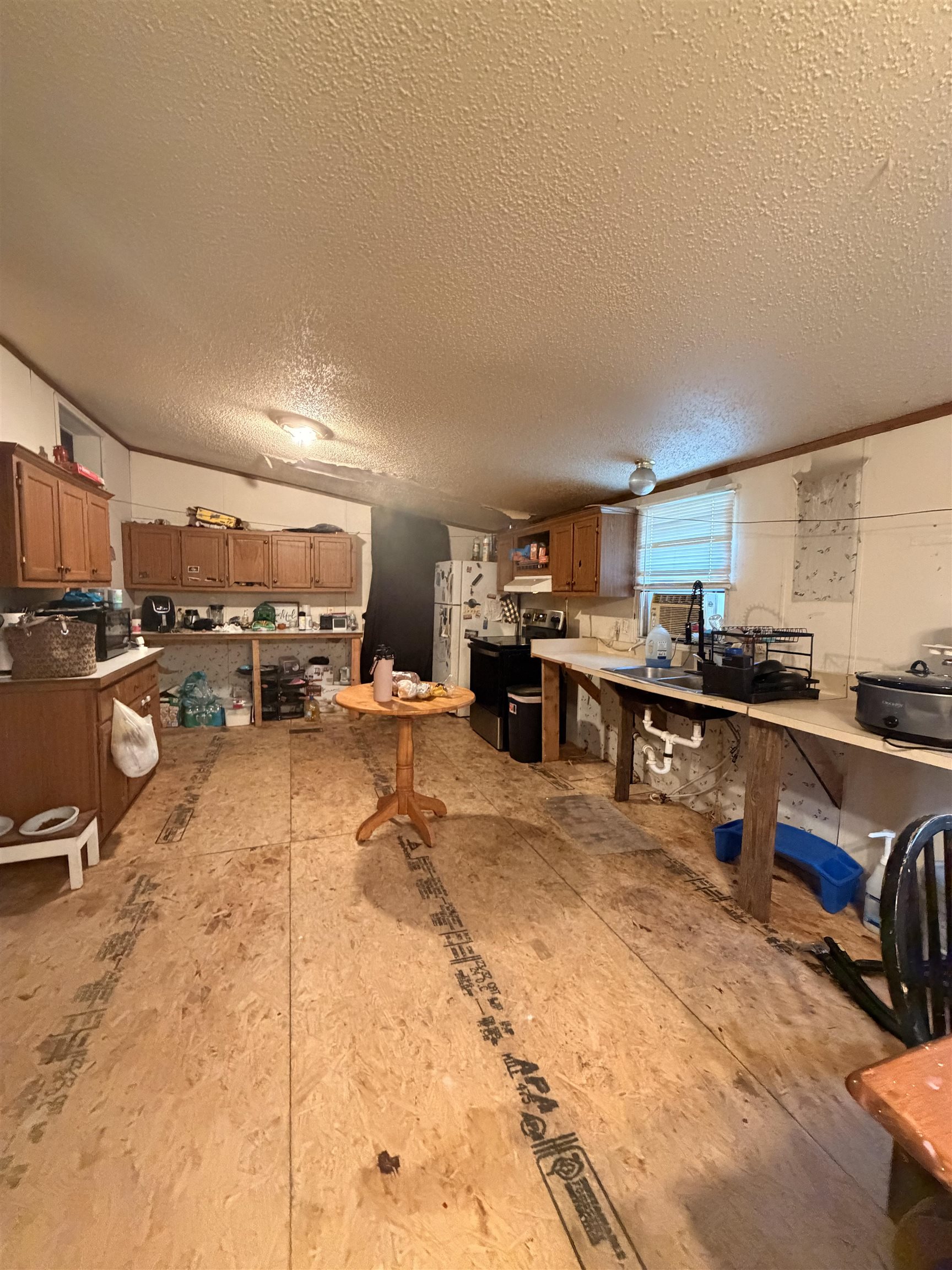 131 W Daniel Property Photo 8