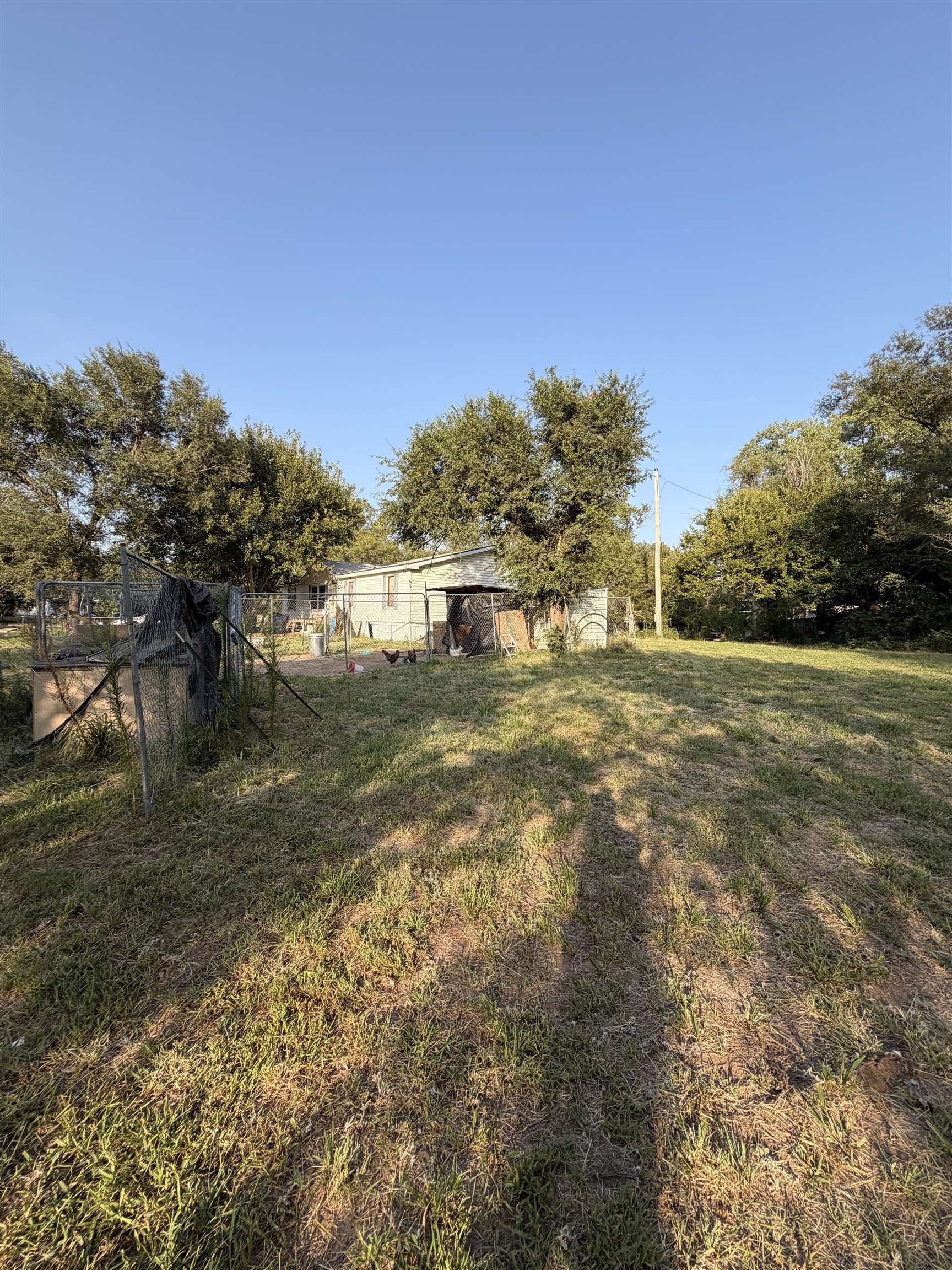 131 W Daniel Property Photo 24
