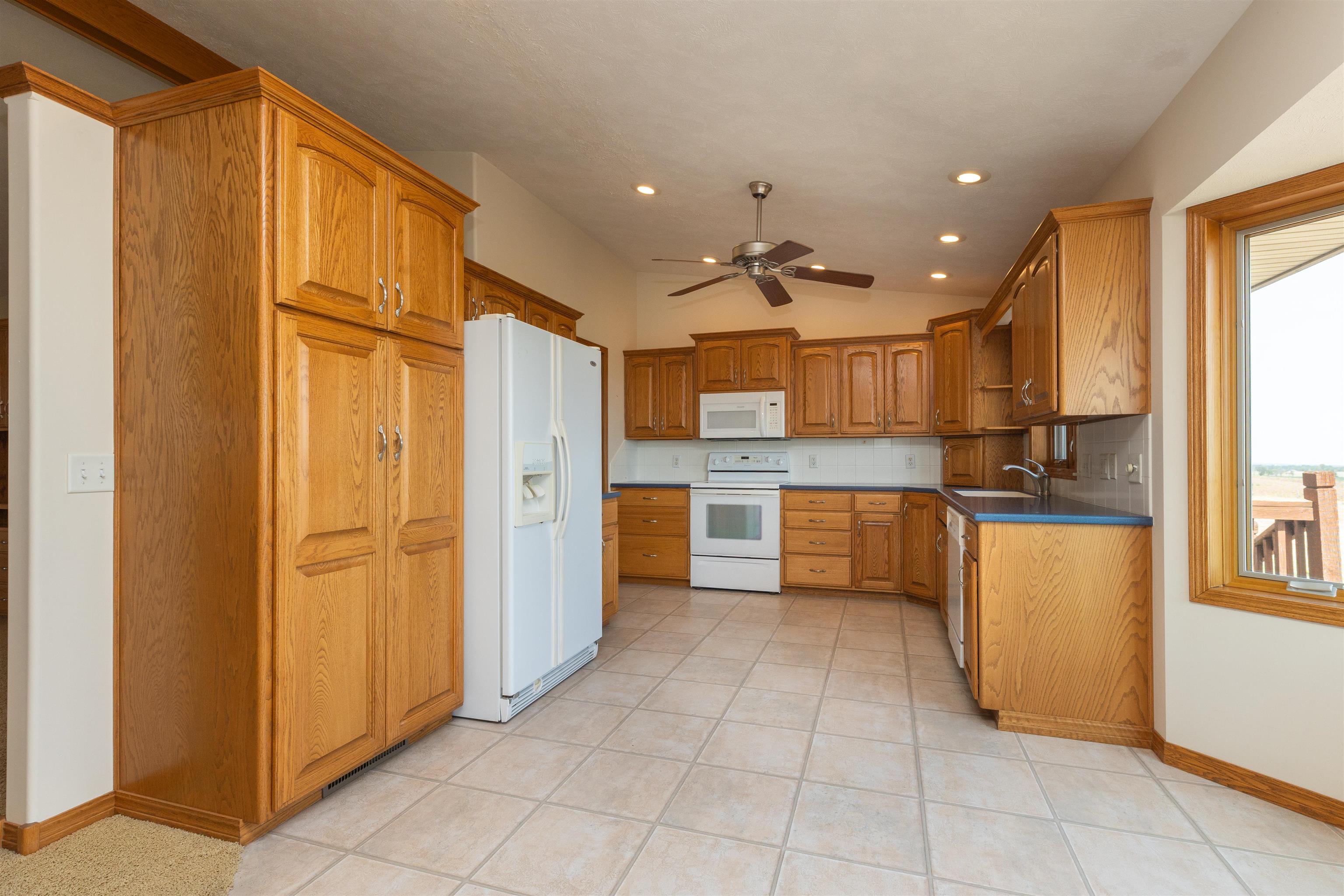 3913 W Farrelly Rd Property Photo 6