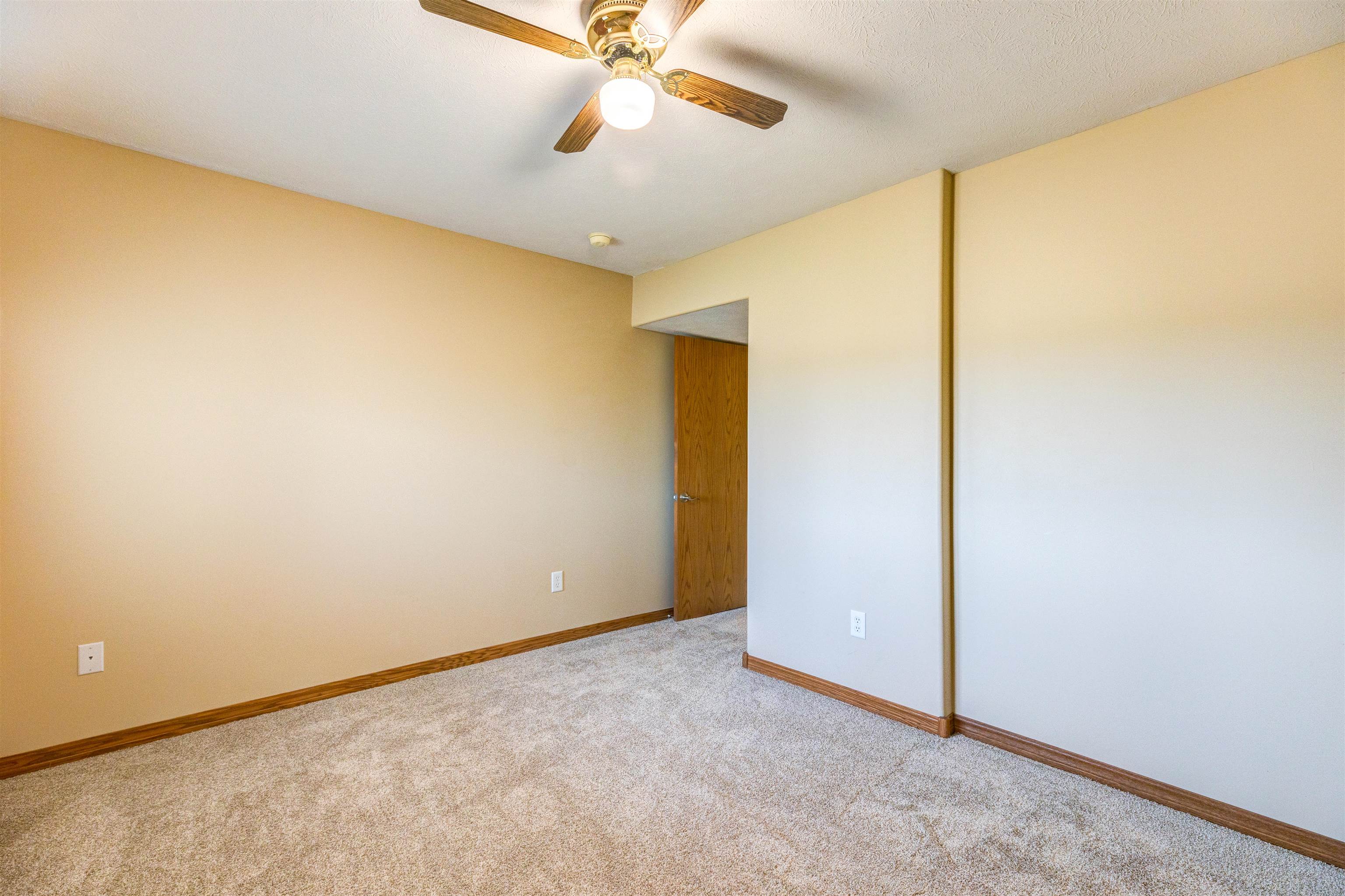 3913 W Farrelly Rd Property Photo 26