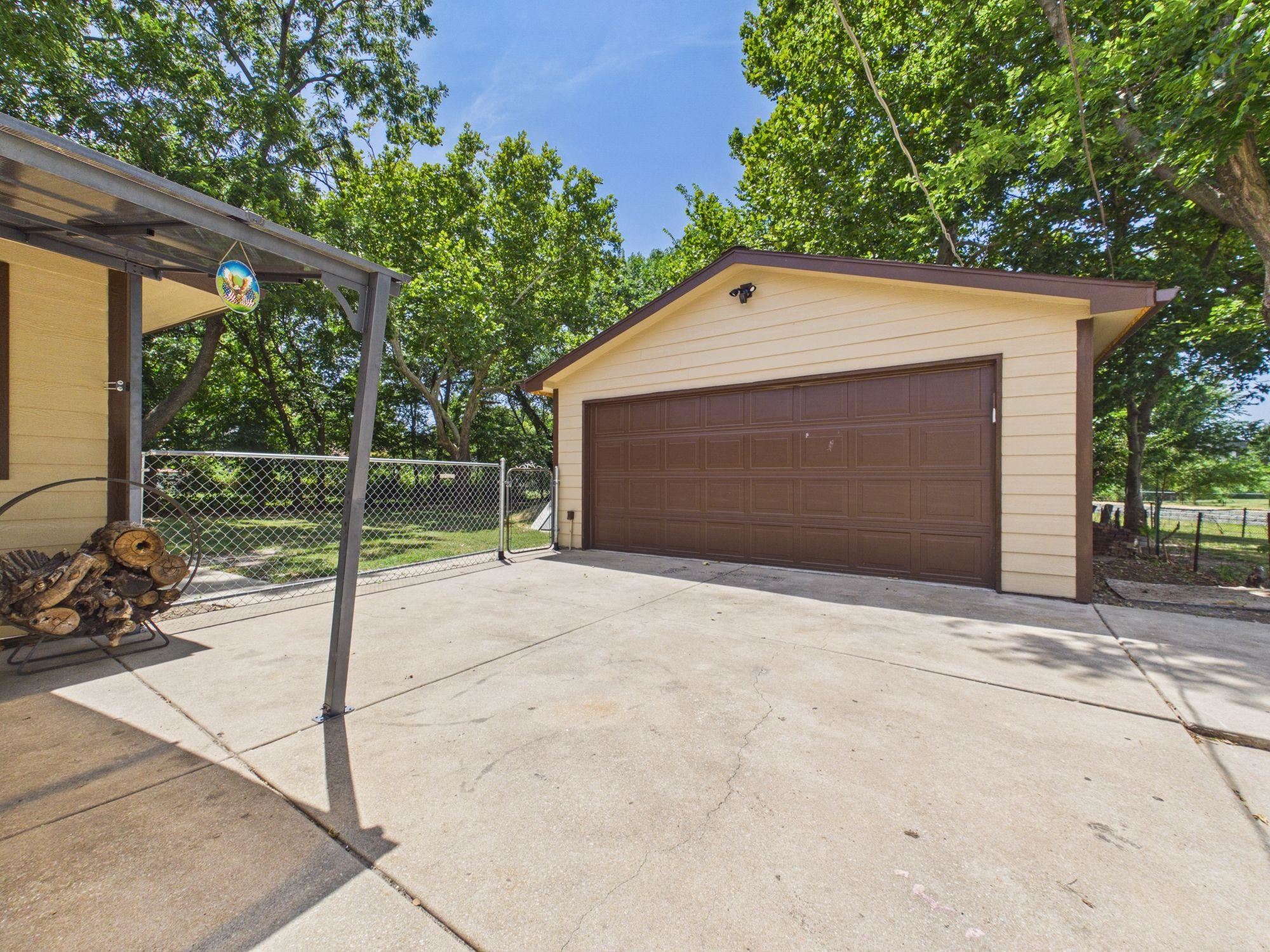 5047 E Morris St Property Photo 22