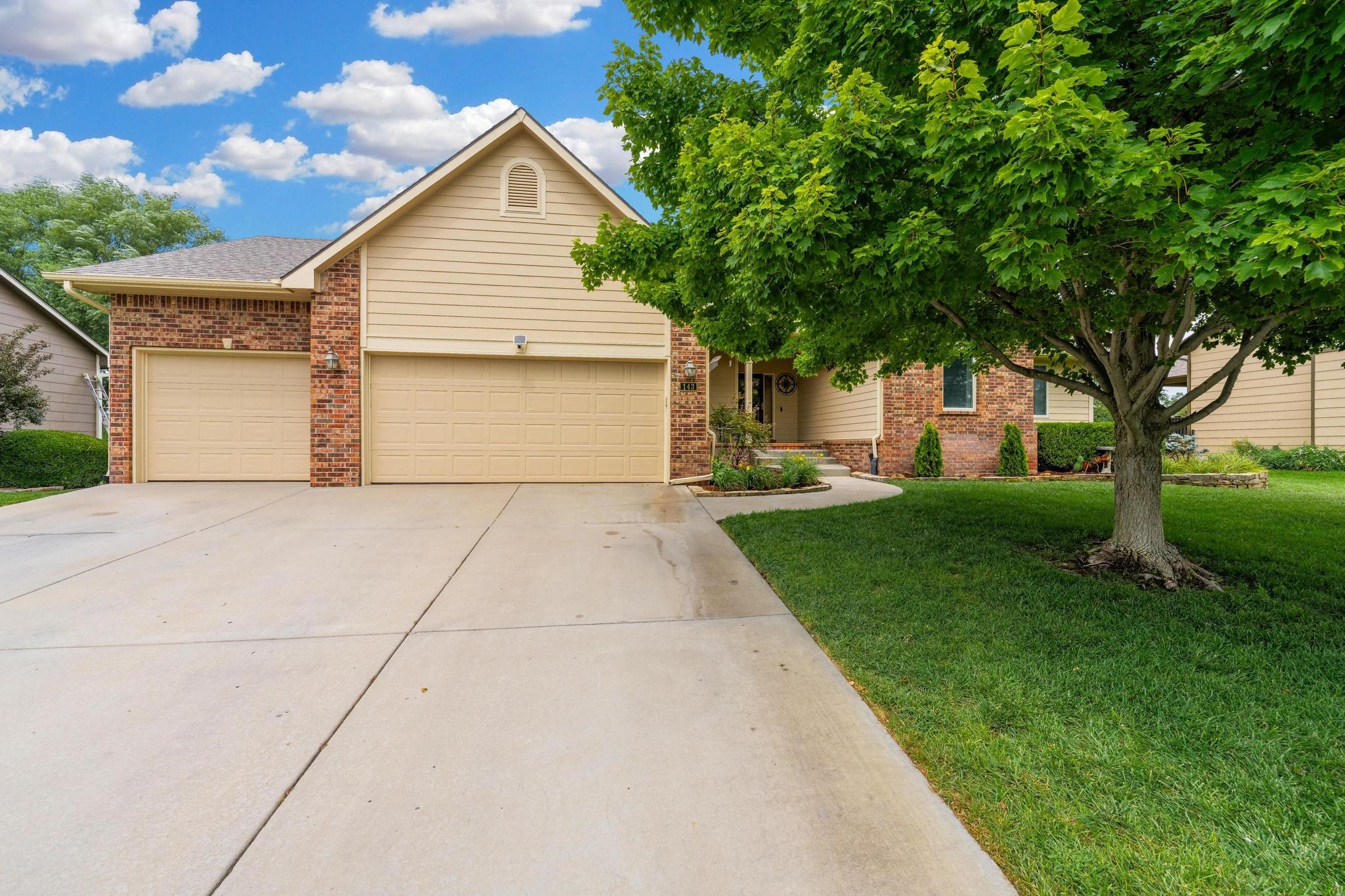 143 S Putter Property Photo 2