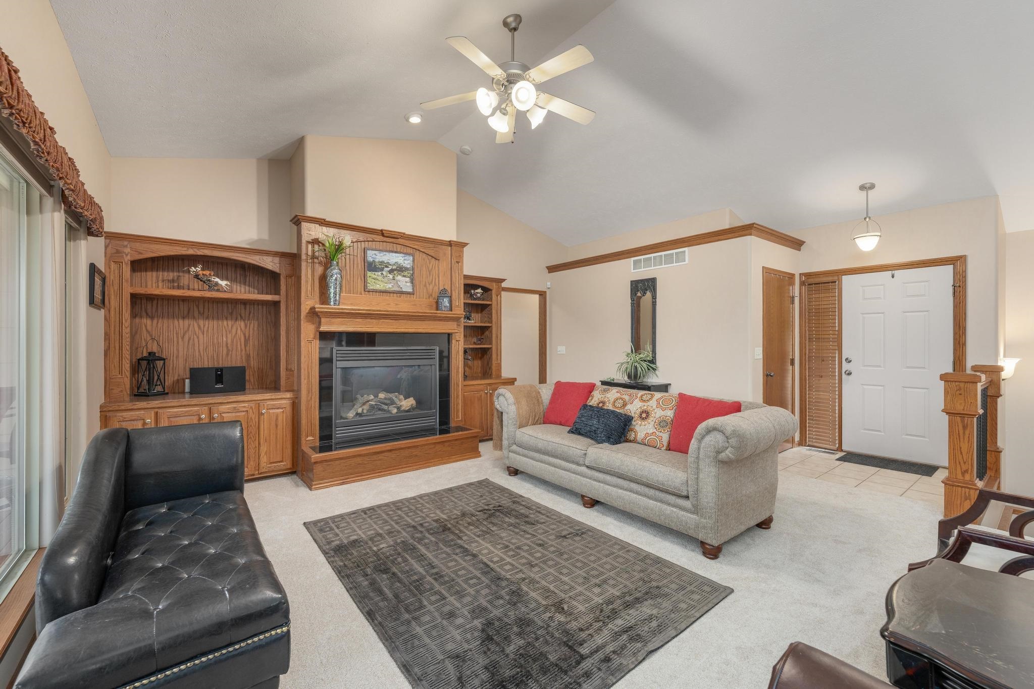 143 S Putter Property Photo 6