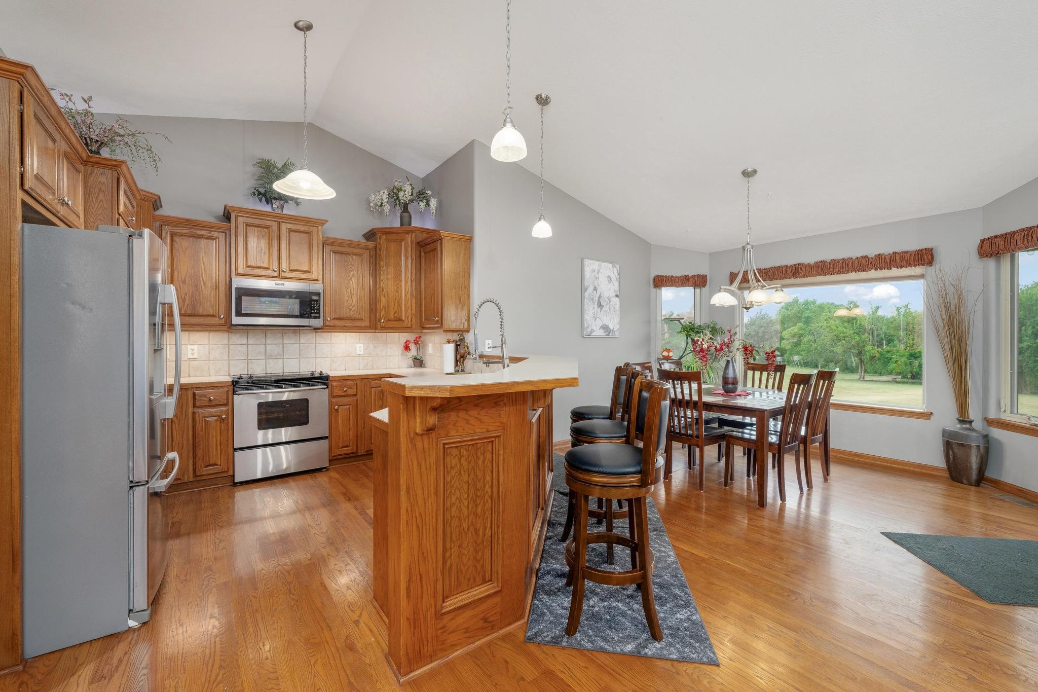 143 S Putter Property Photo 8