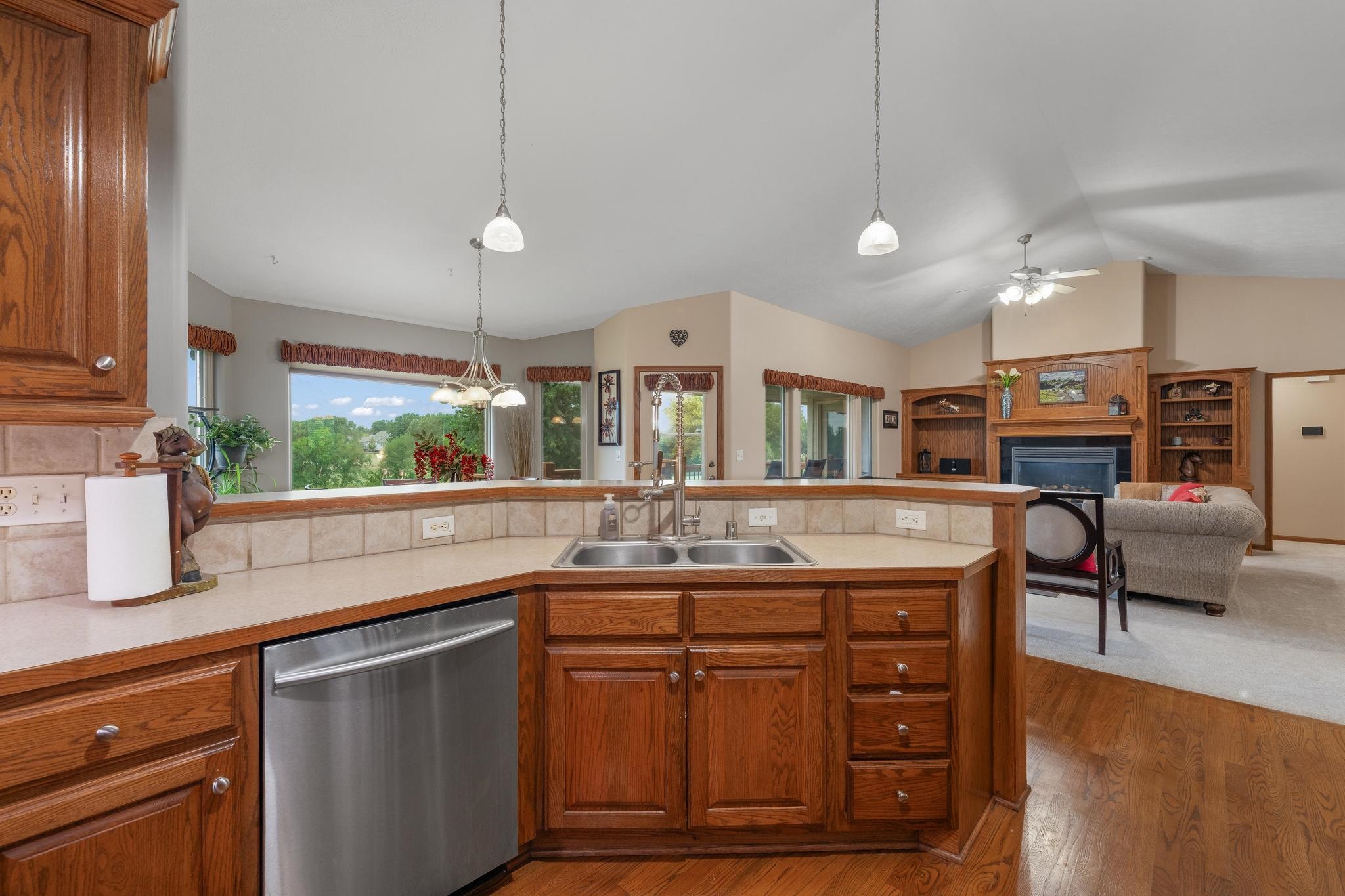 143 S Putter Property Photo 11