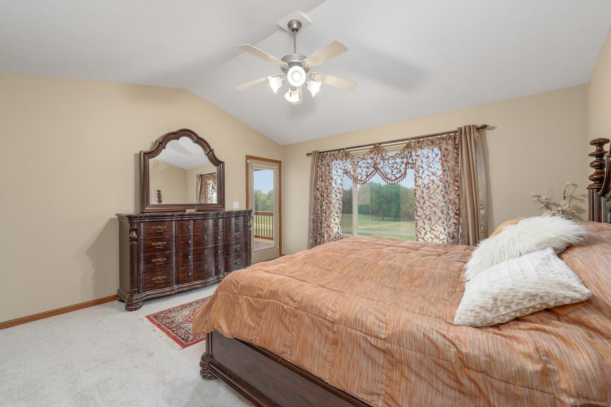 143 S Putter Property Photo 14