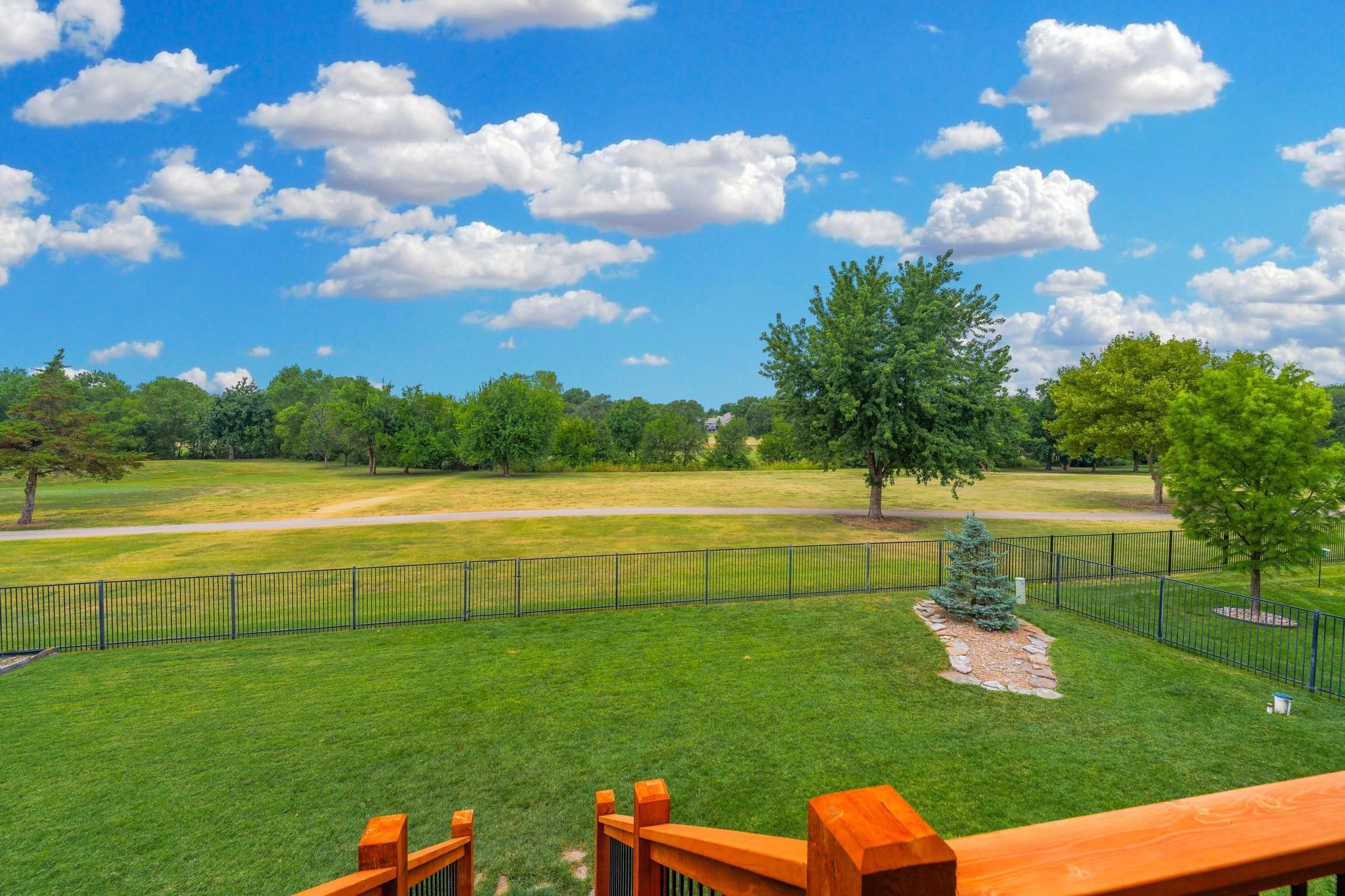 143 S Putter Property Photo 30