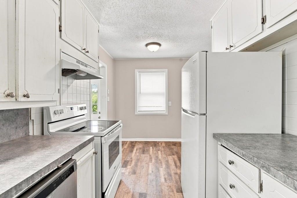 253 N Nelson Ave. Property Photo 12