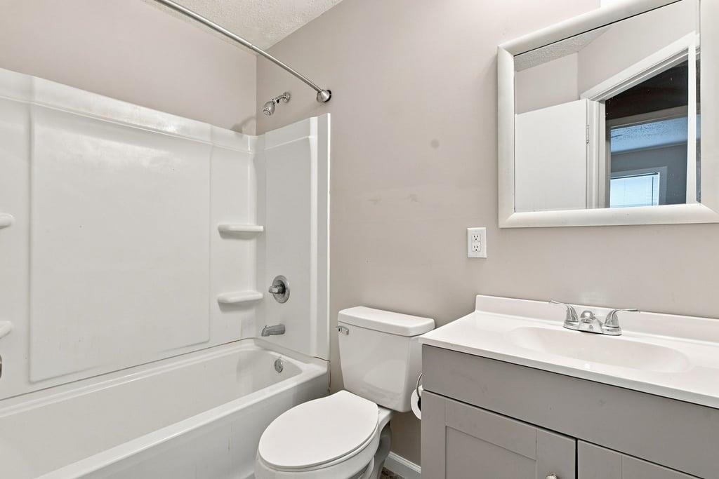 253 N Nelson Ave. Property Photo 20