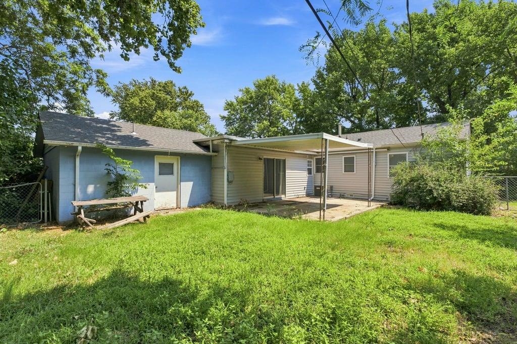 253 N Nelson Ave. Property Photo 25