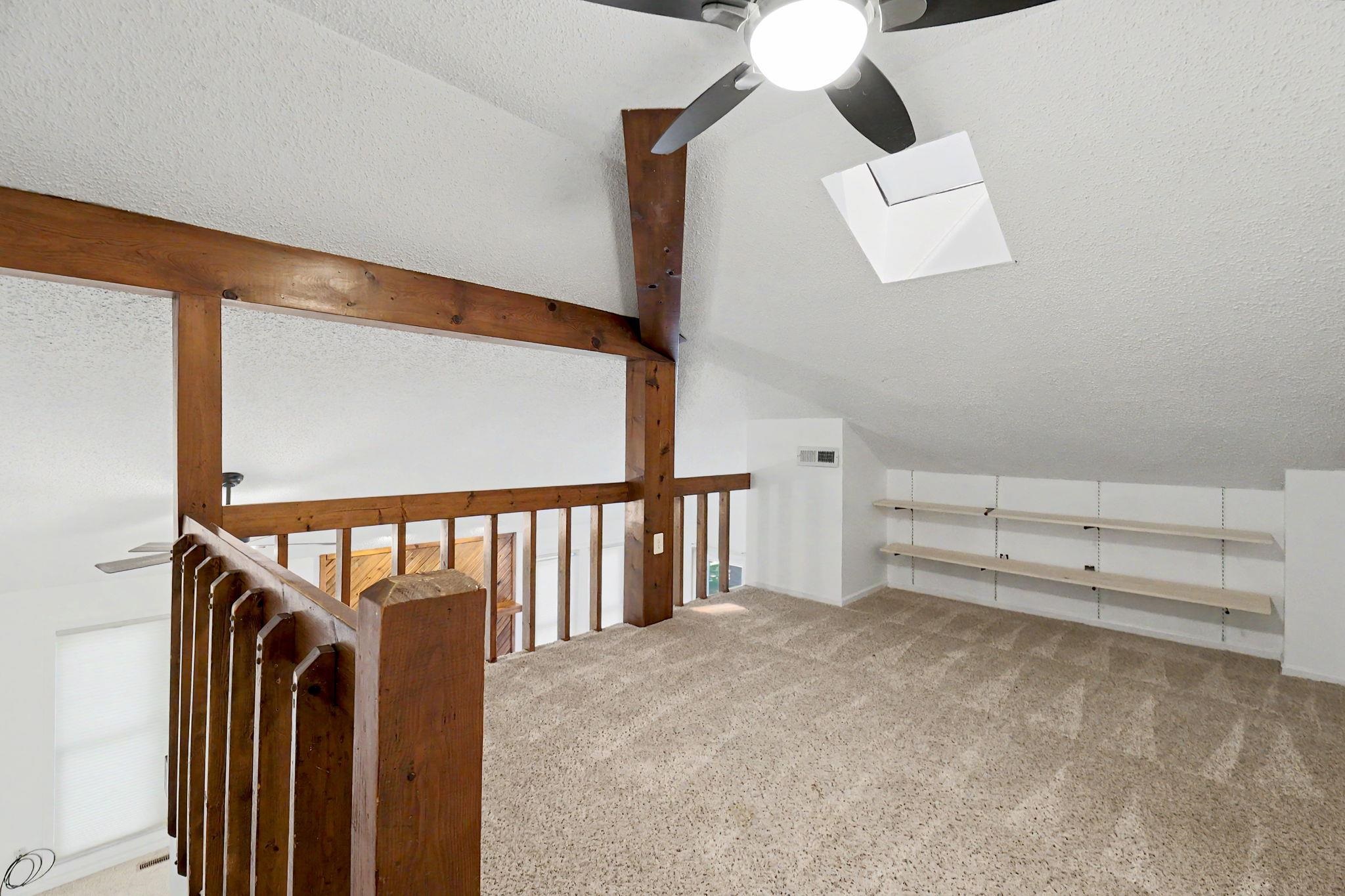 2421 S Yellowstone Property Photo 16