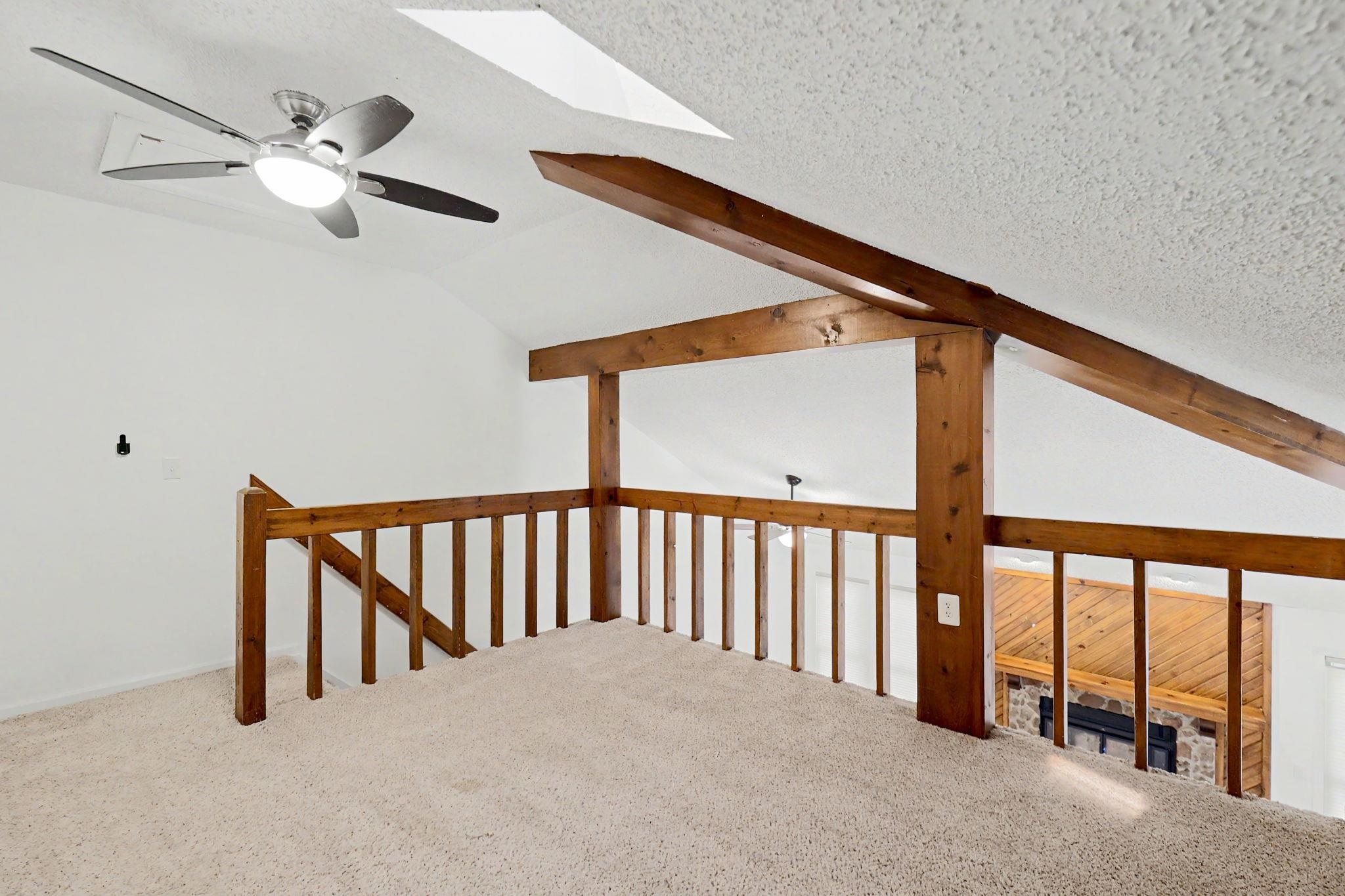 2421 S Yellowstone Property Photo 19