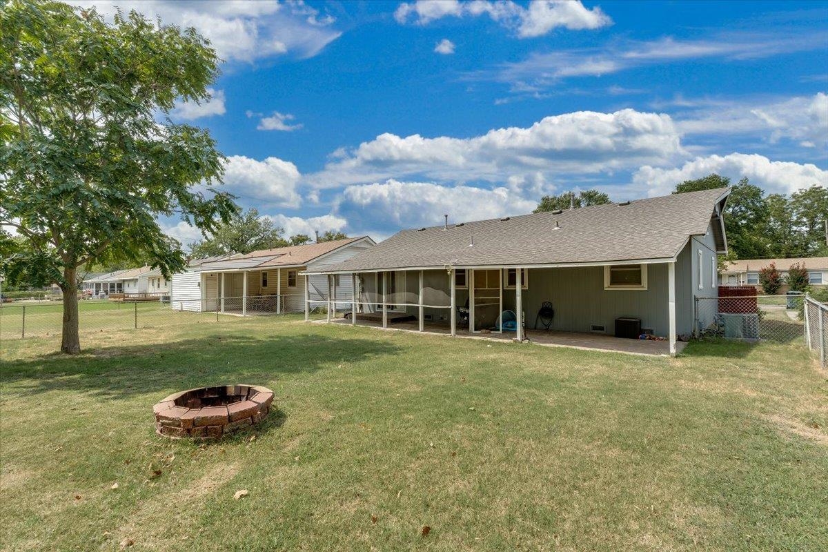 1415 W Lydia Property Photo 28