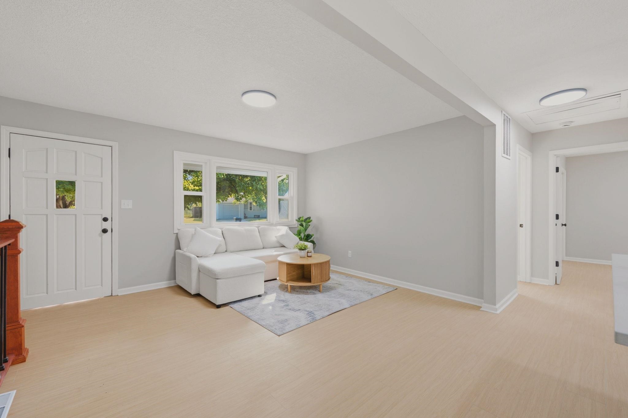 6639 N Kerman Dr Property Photo 8