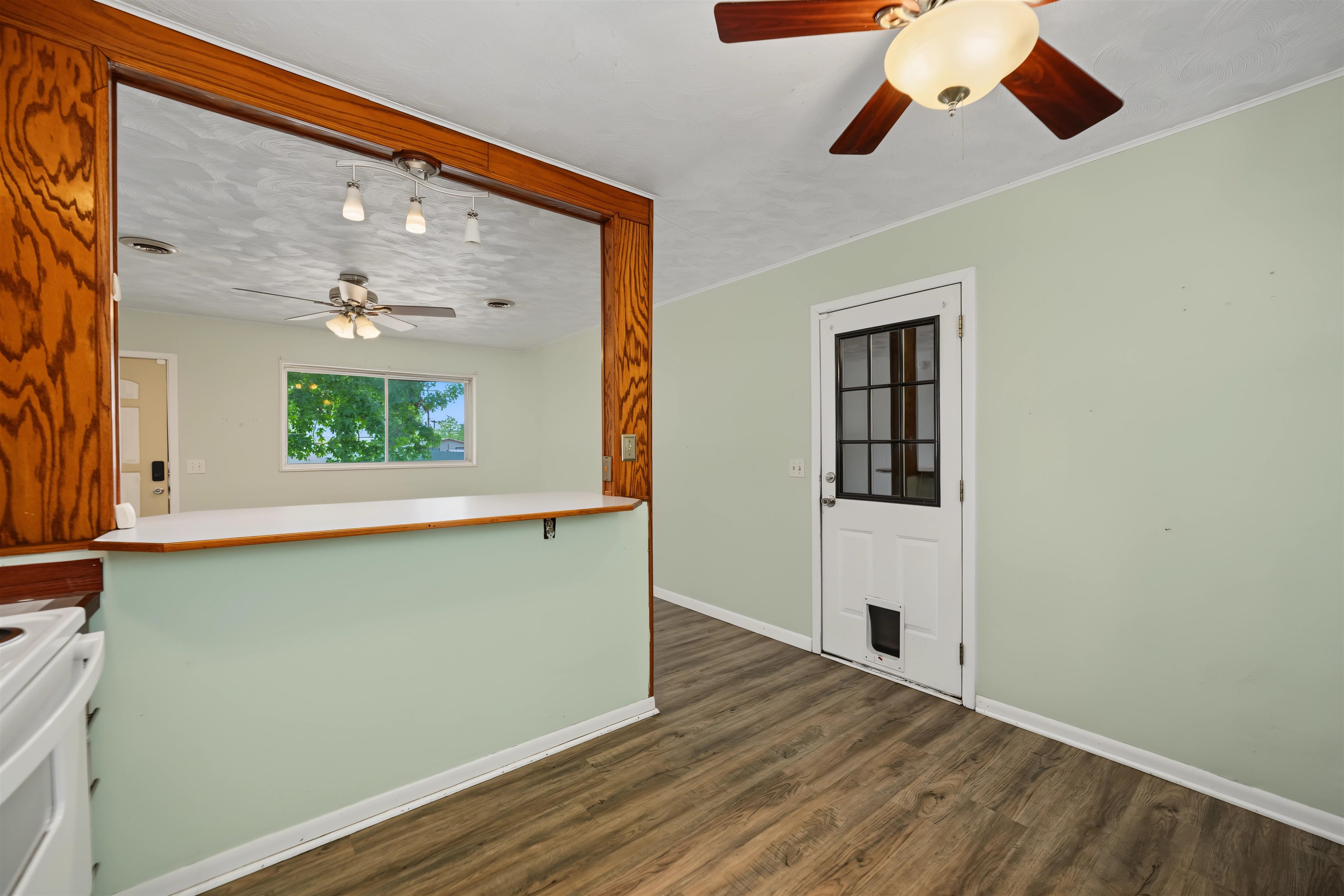 2021 Kenny Ave Property Photo 8
