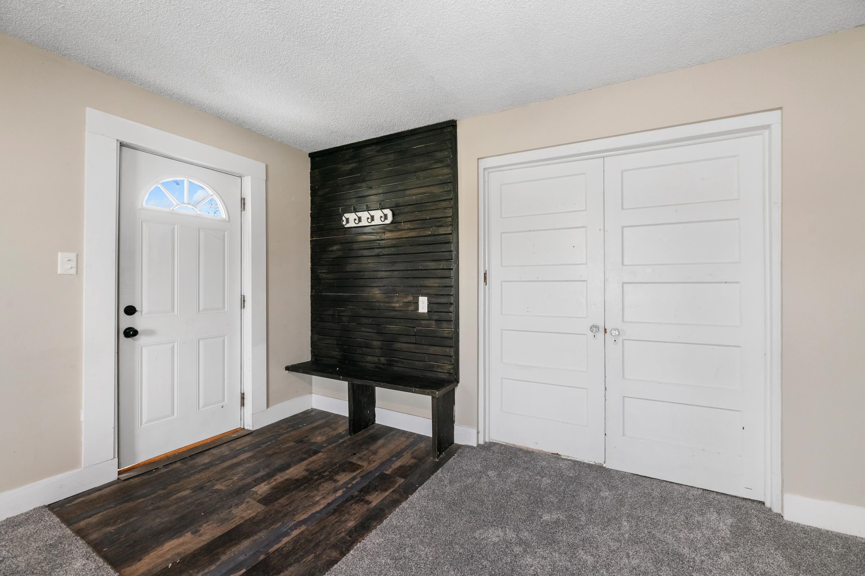 1645 N Main Property Photo 4