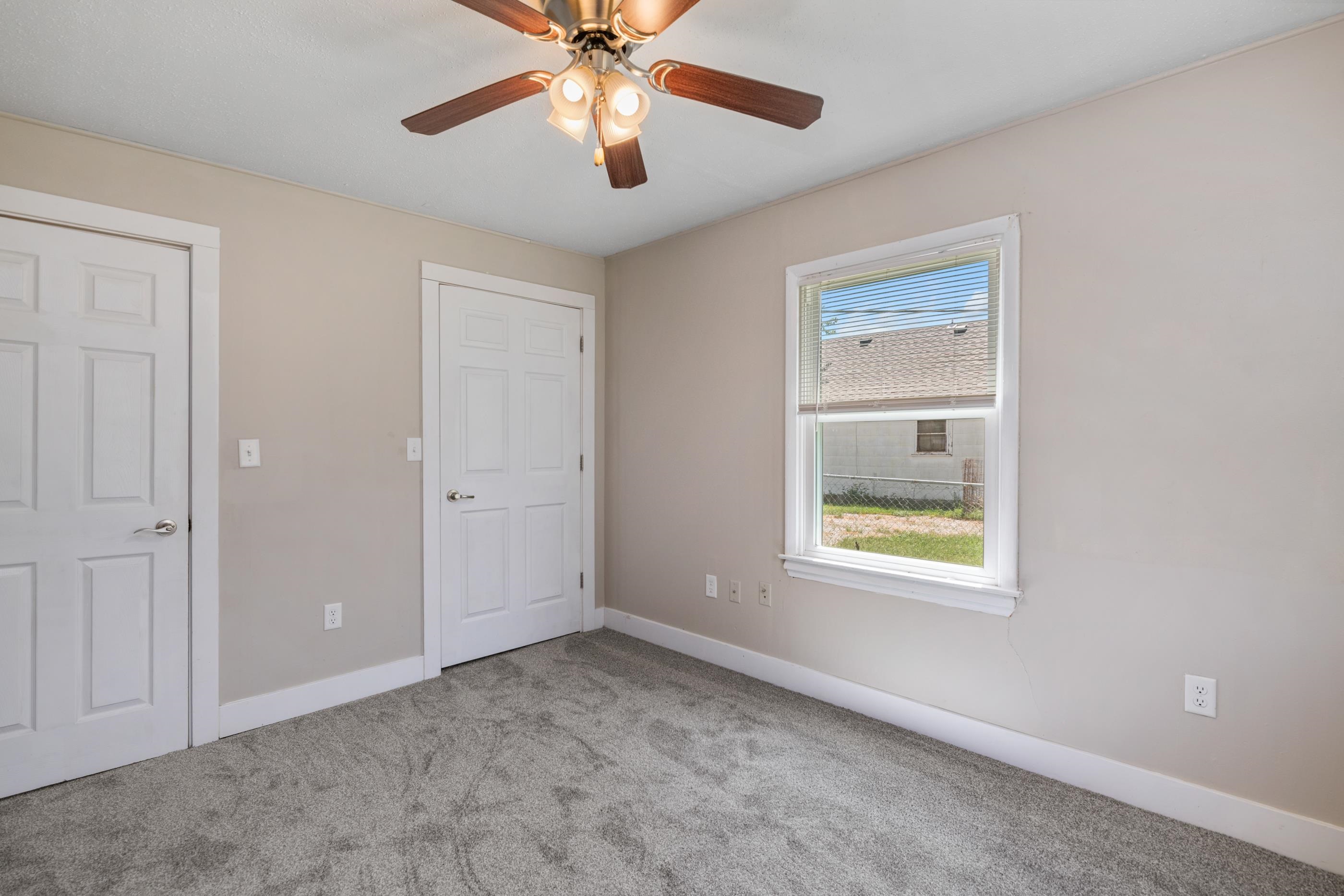 1645 N Main Property Photo 26