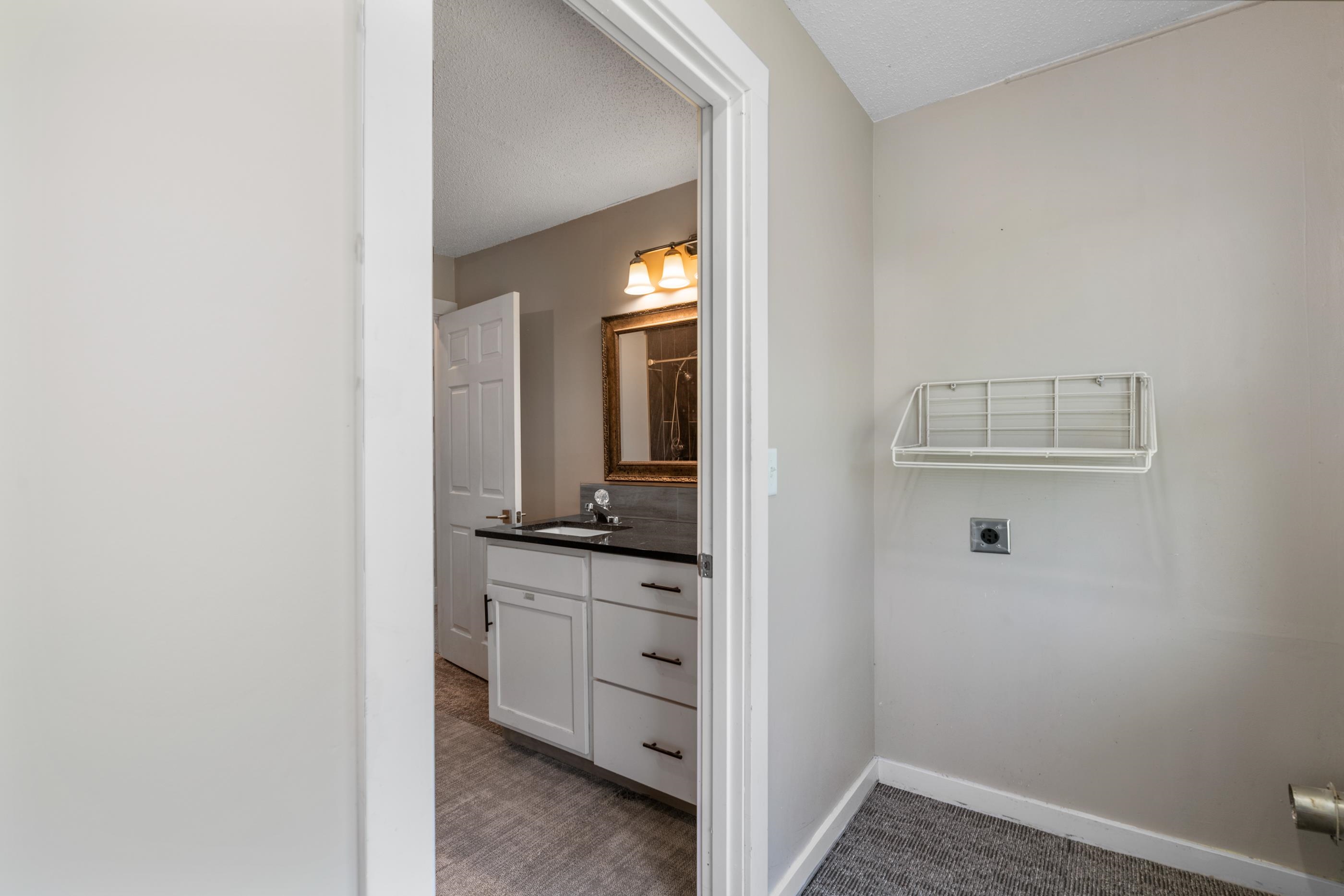1645 N Main Property Photo 28