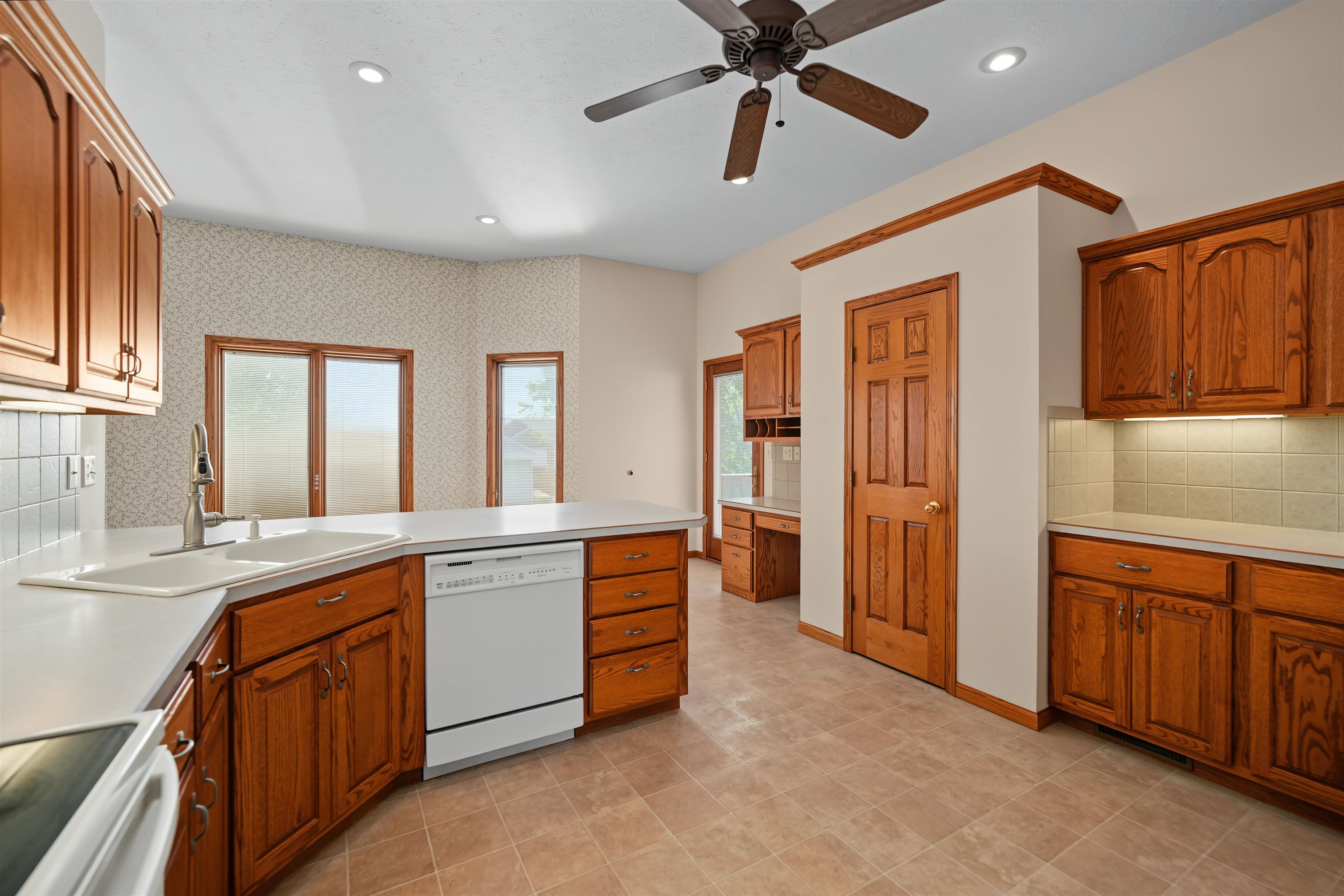517 Pine Ridge Dr. Property Photo 21