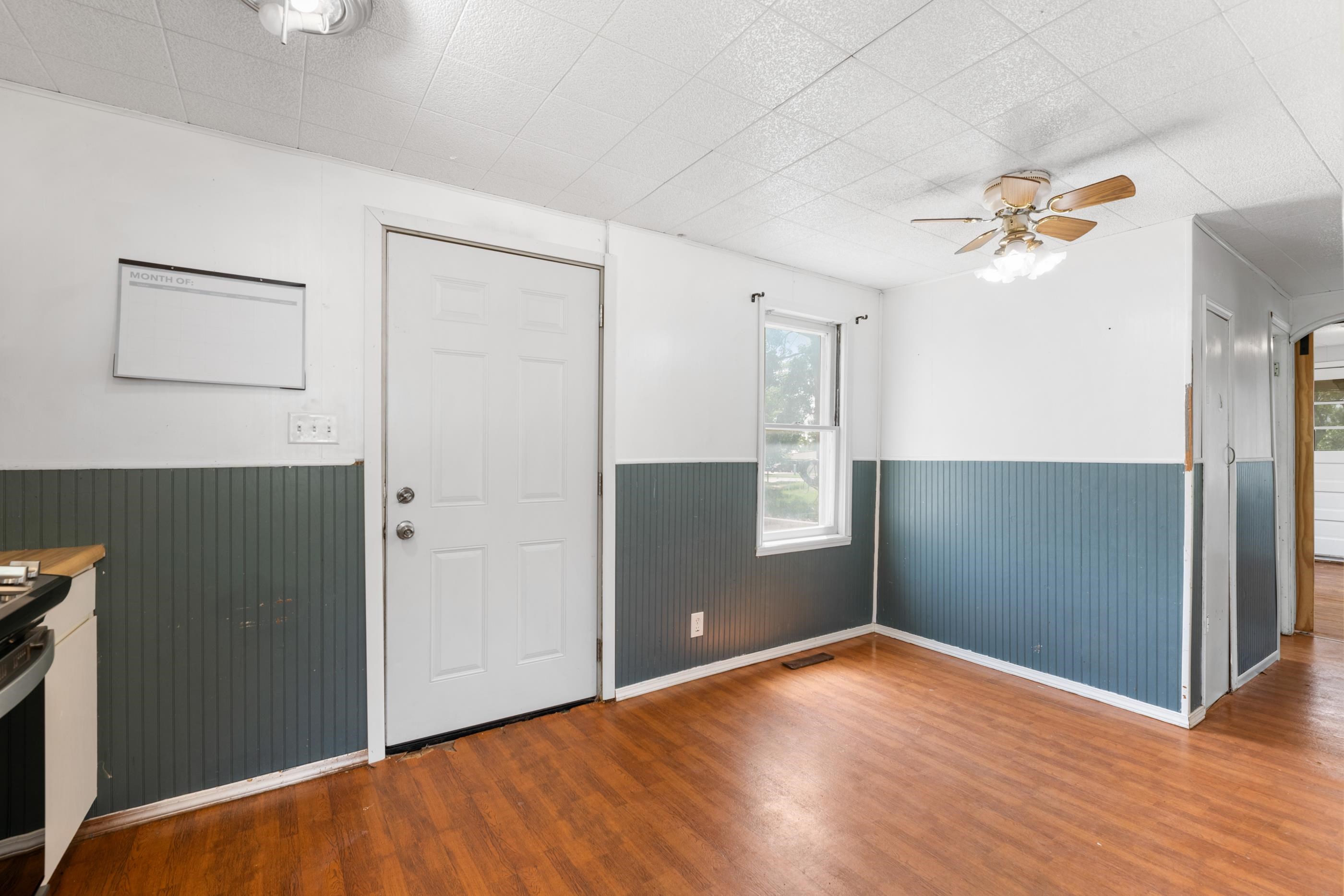 1304 S High Property Photo 8