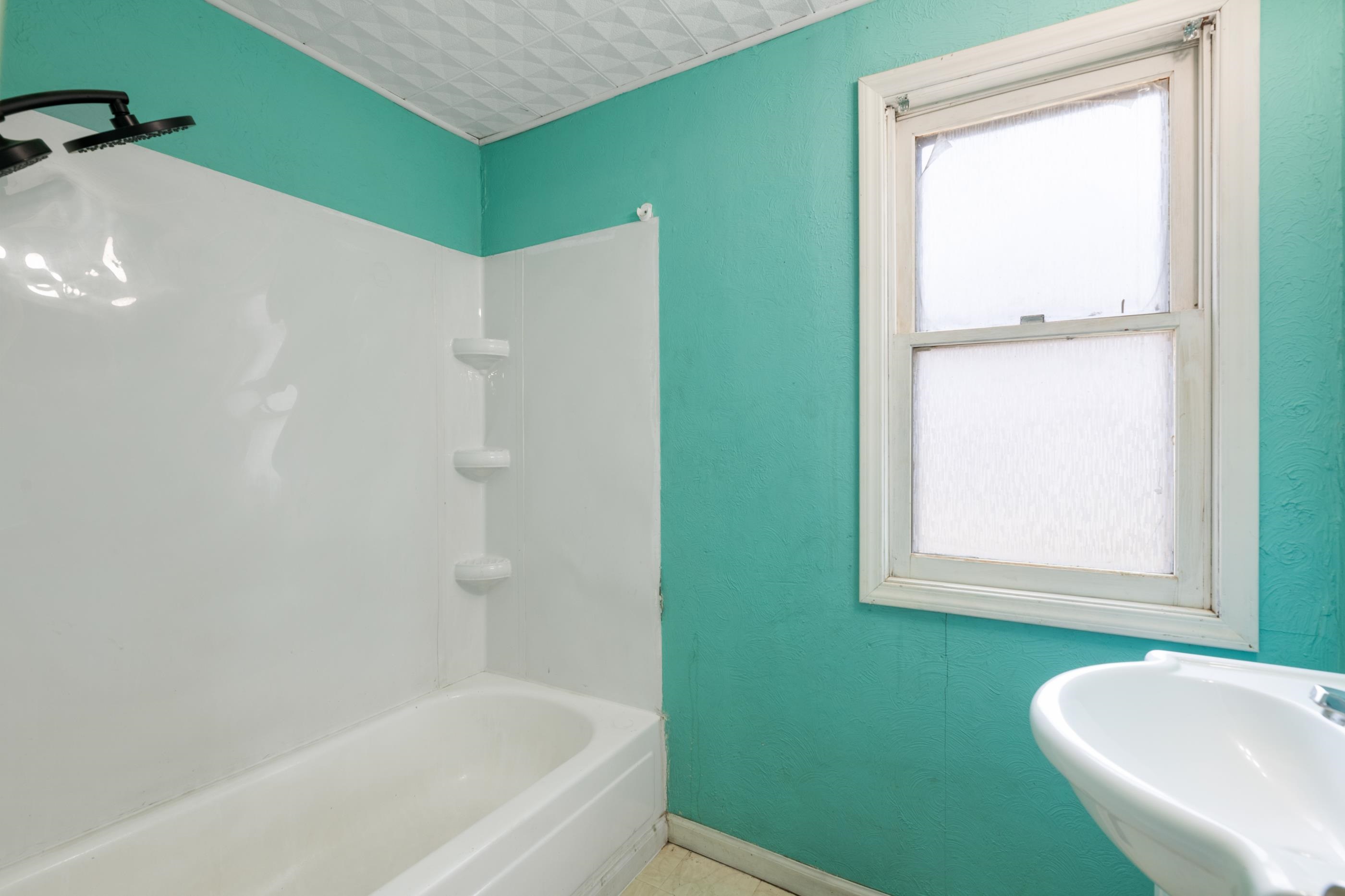 1304 S High Property Photo 10
