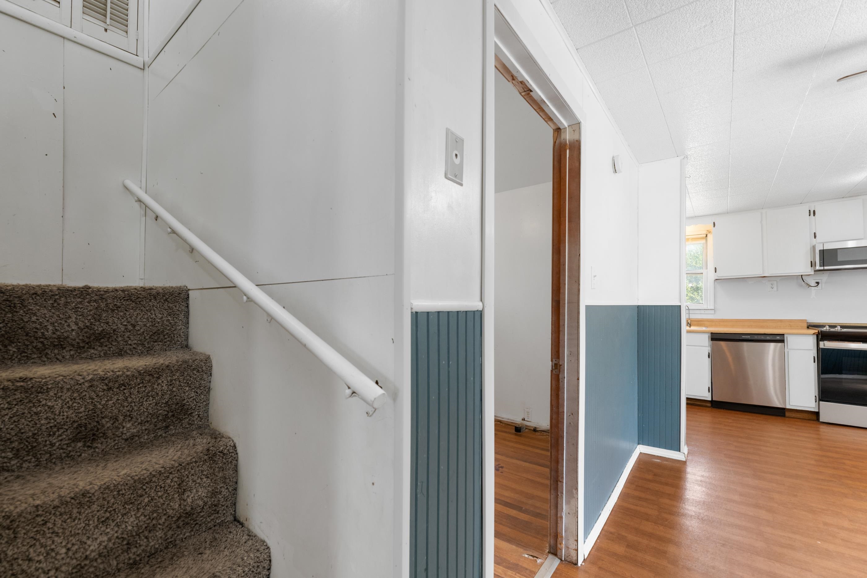 1304 S High Property Photo 12