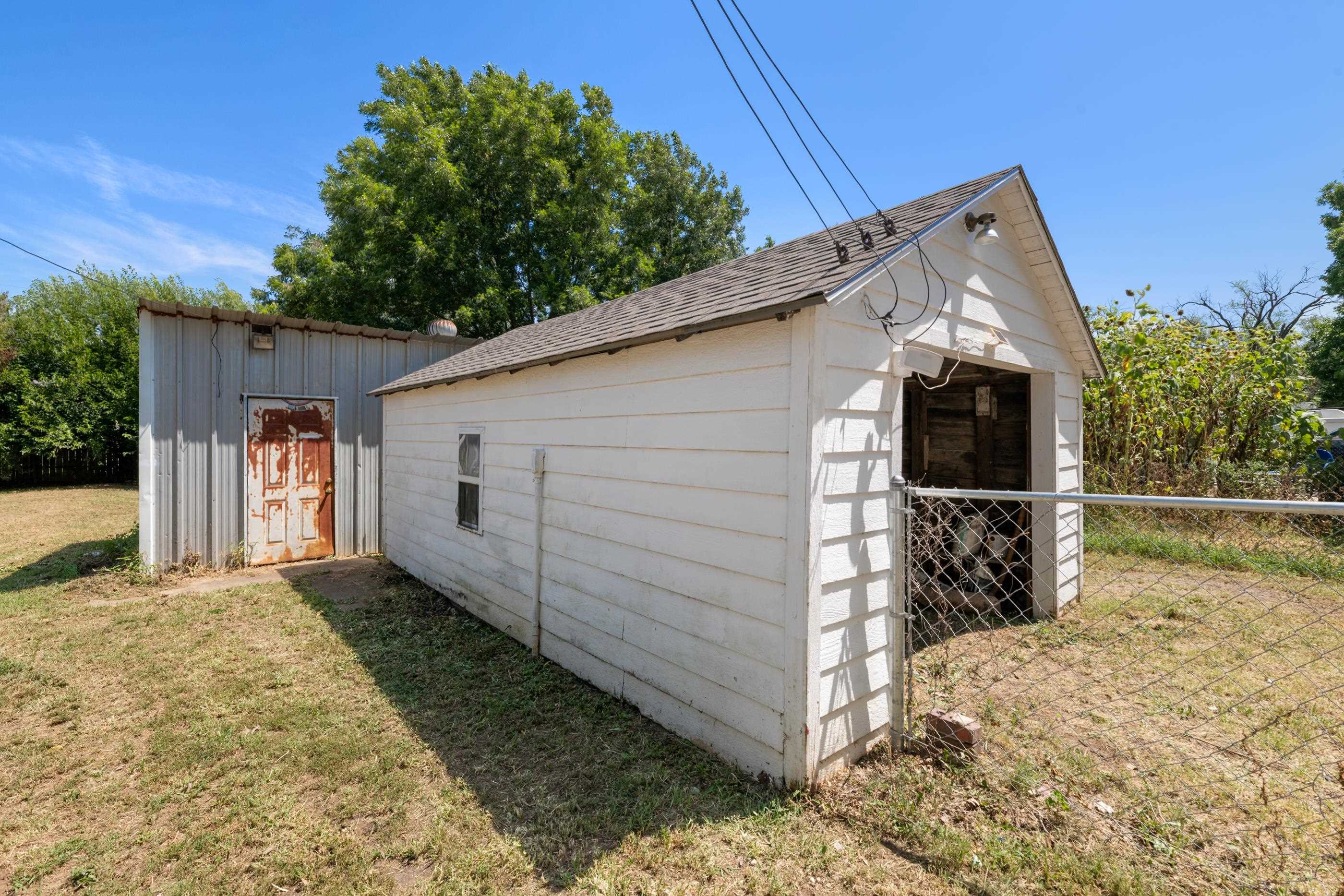 1304 S High Property Photo 24