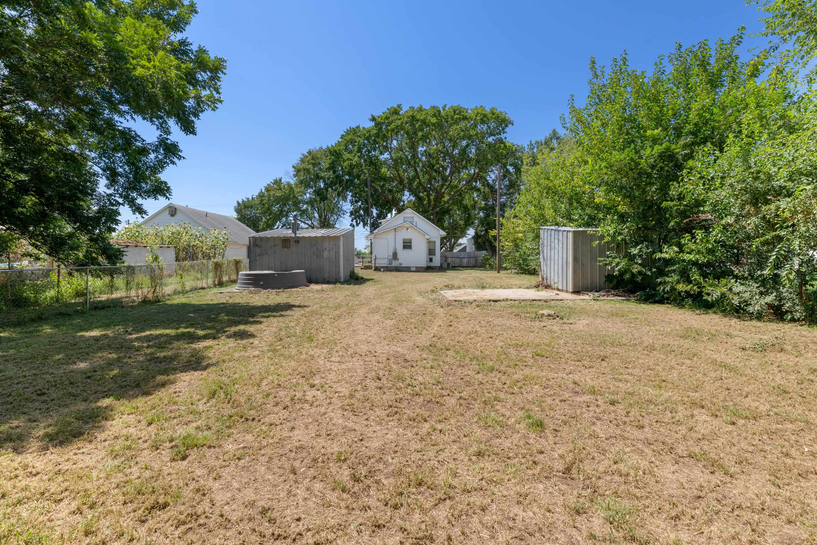 1304 S High Property Photo 26