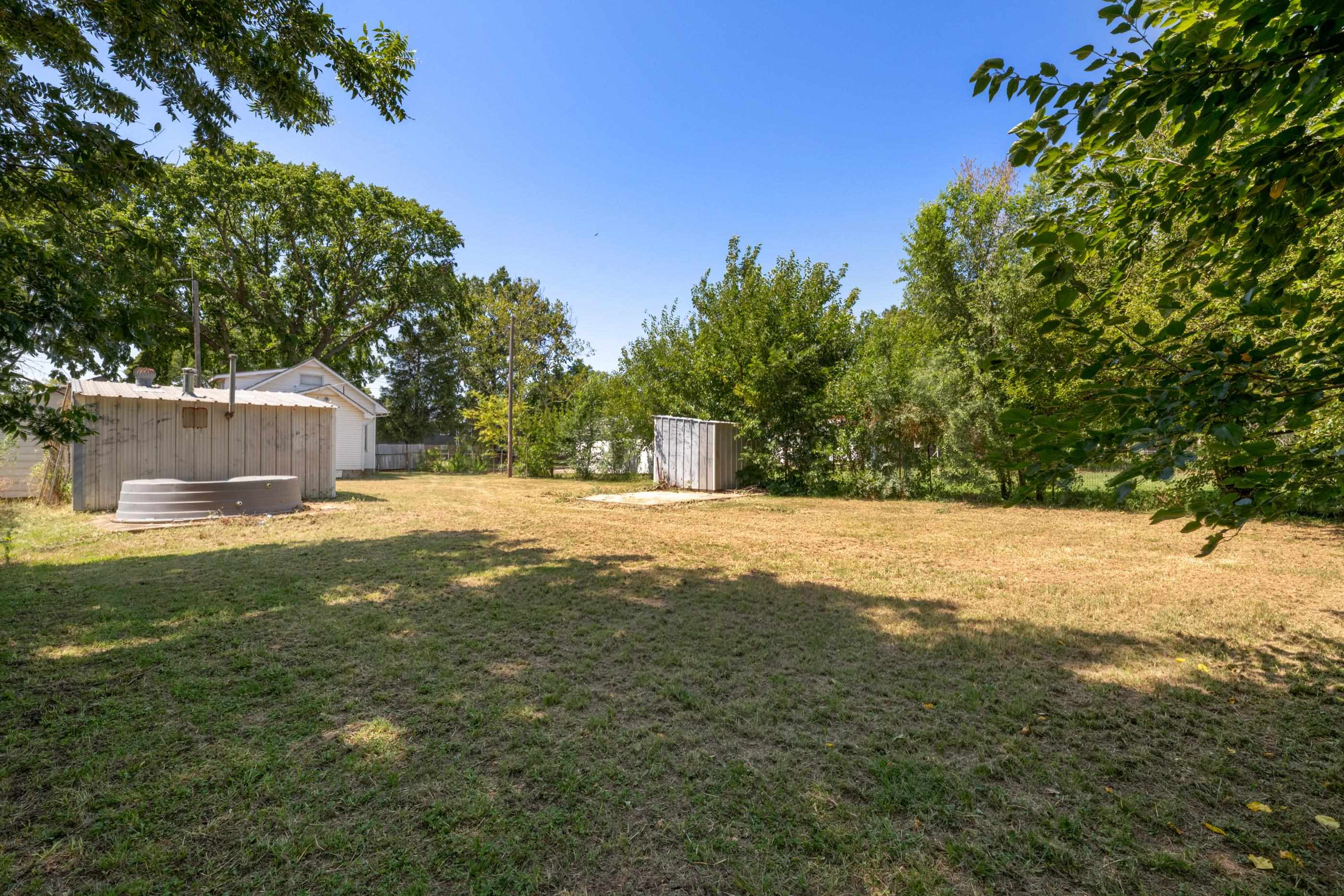 1304 S High Property Photo 28