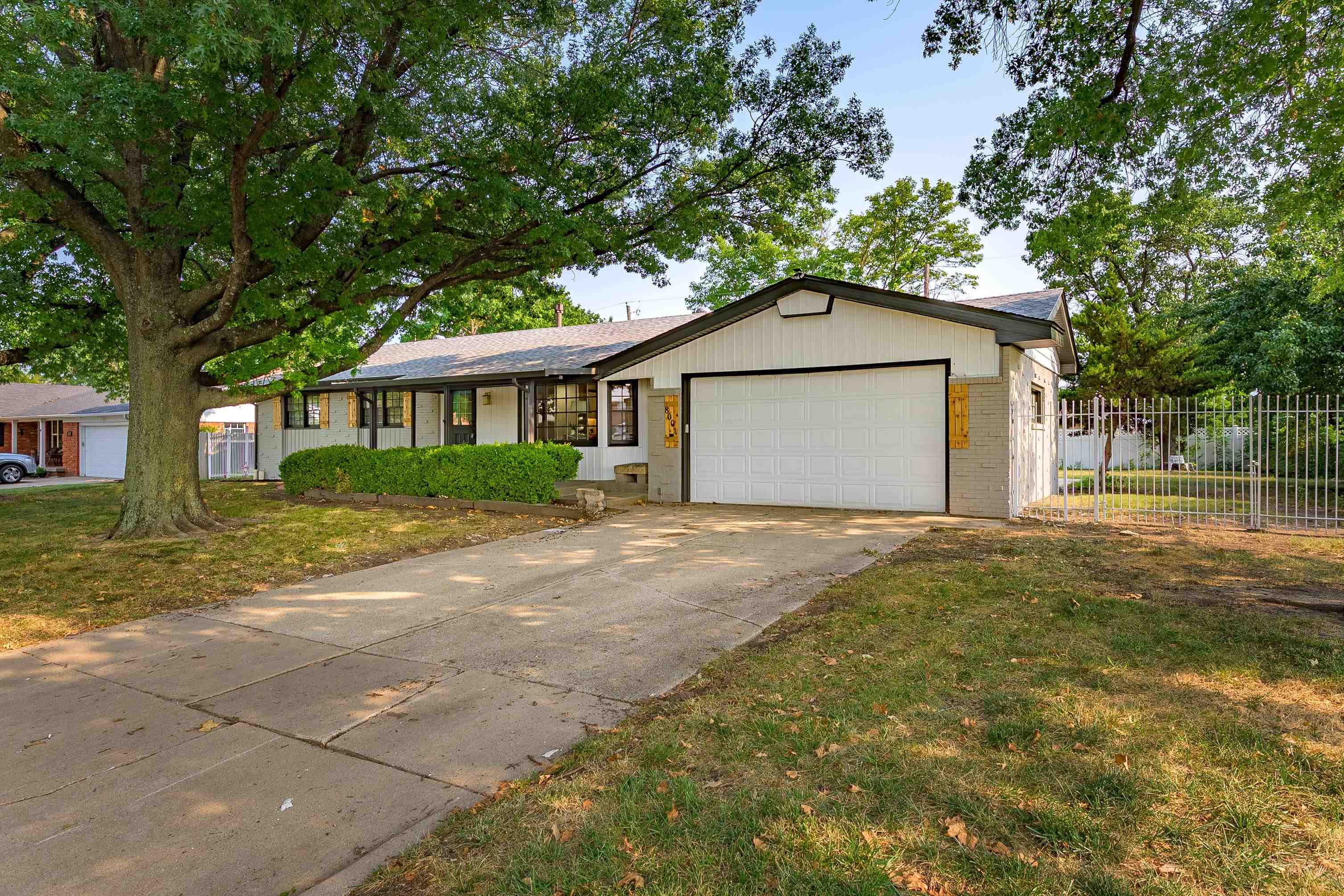 8001 E Willowbrook Rd Property Photo 35