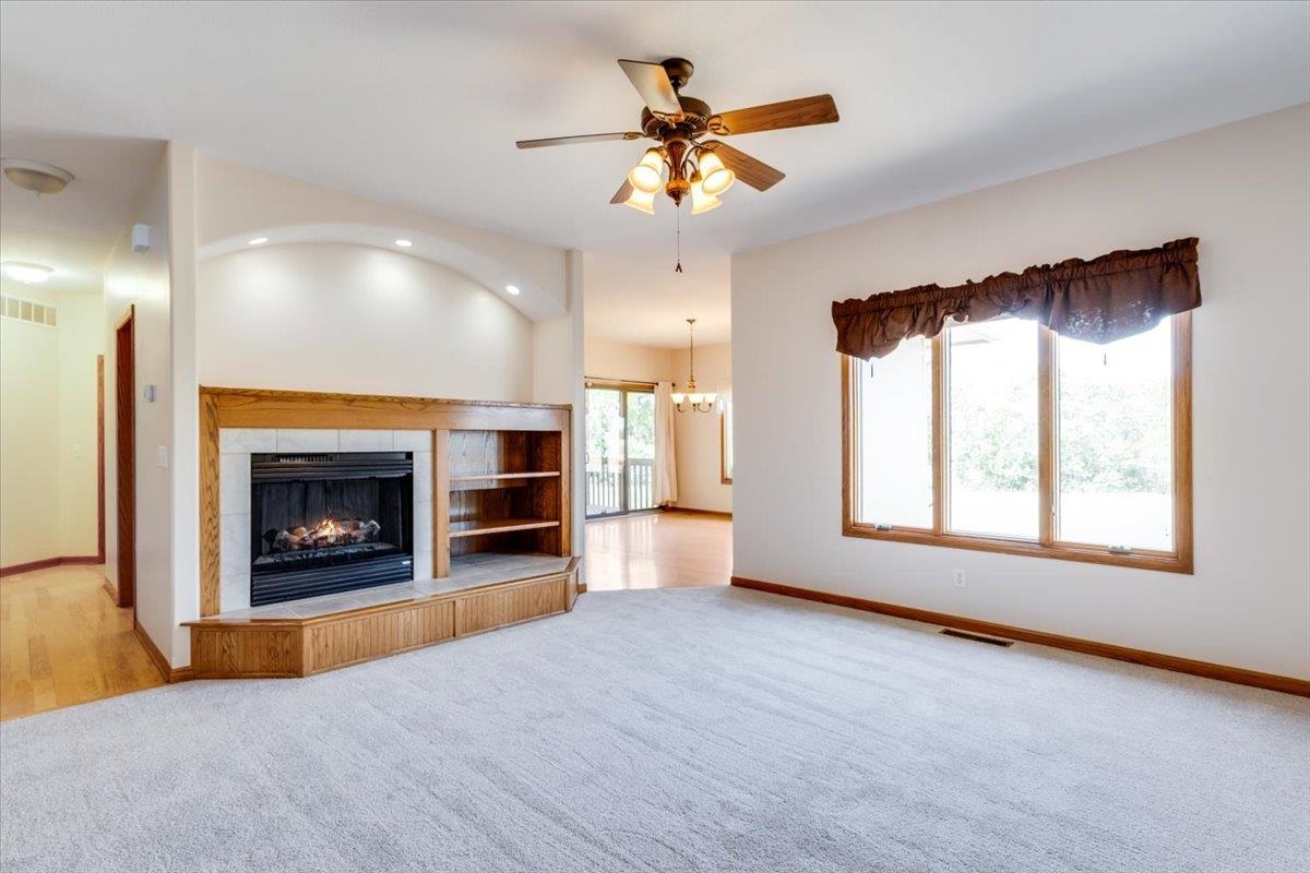 718 22nd Property Photo 6
