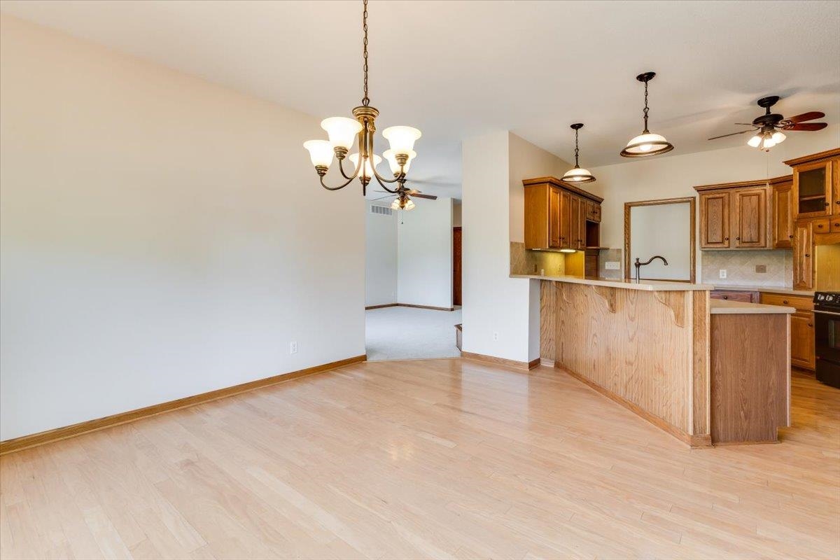 718 22nd Property Photo 8