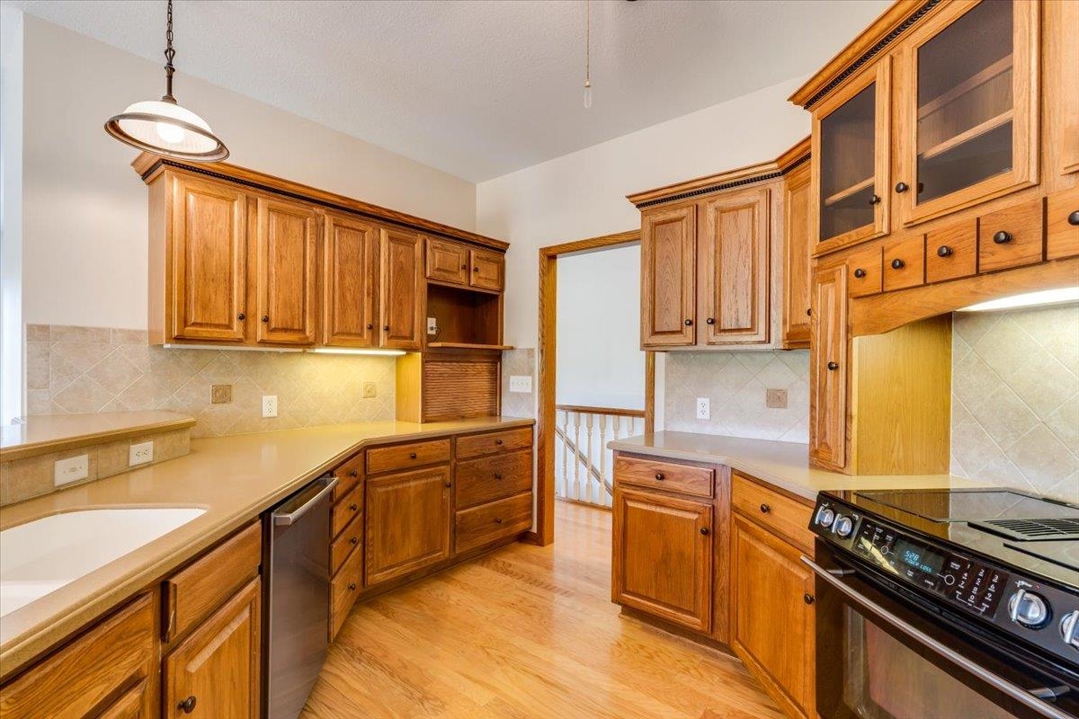 718 22nd Property Photo 11