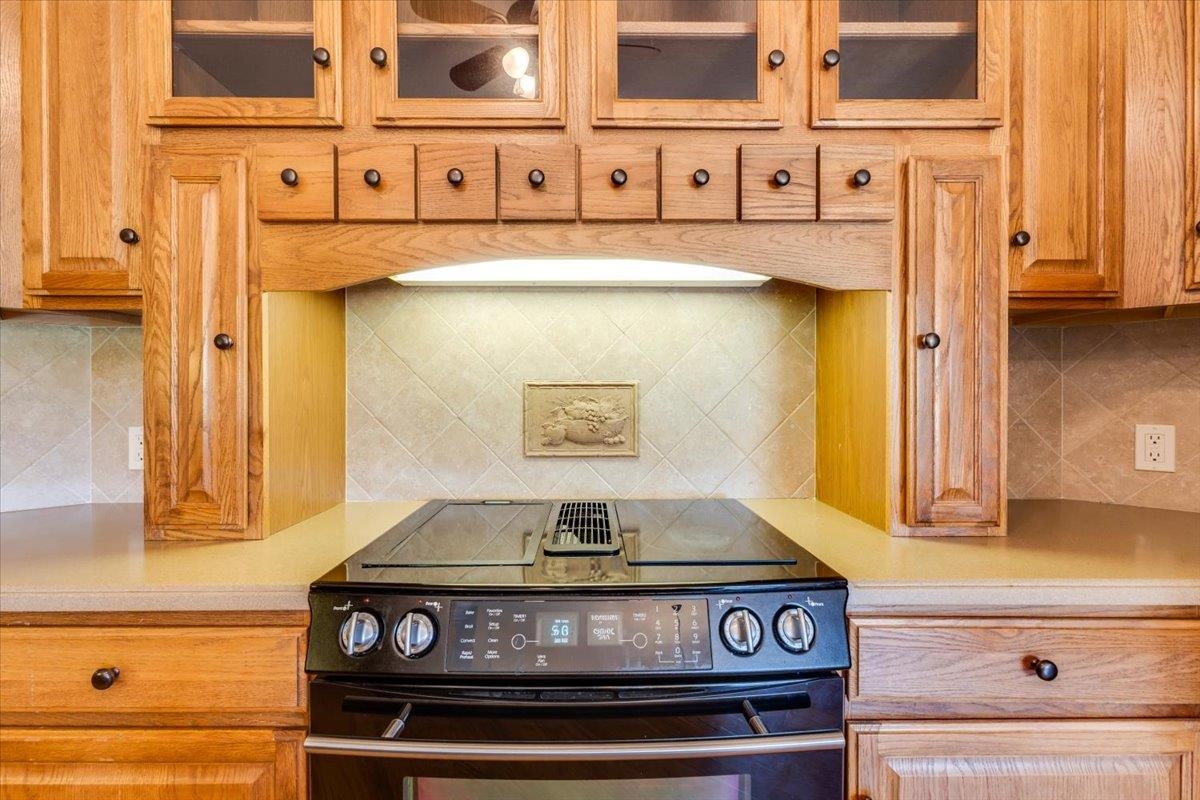 718 22nd Property Photo 13