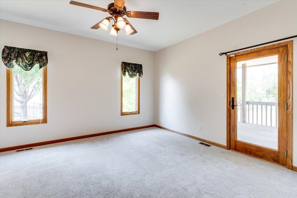718 22nd Property Photo 17